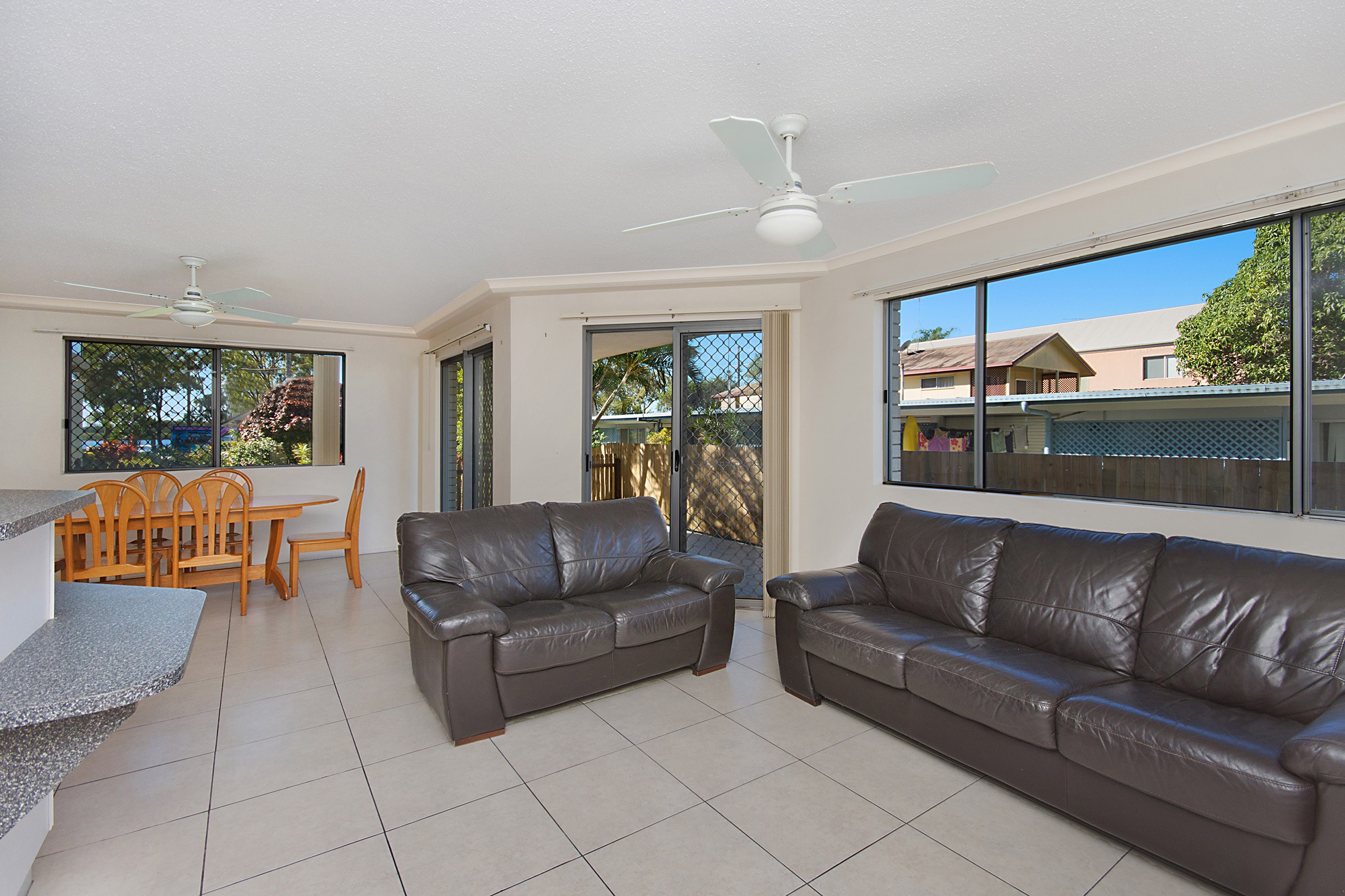2/71 Bradman Avenue, Maroochydore, QLD 4558