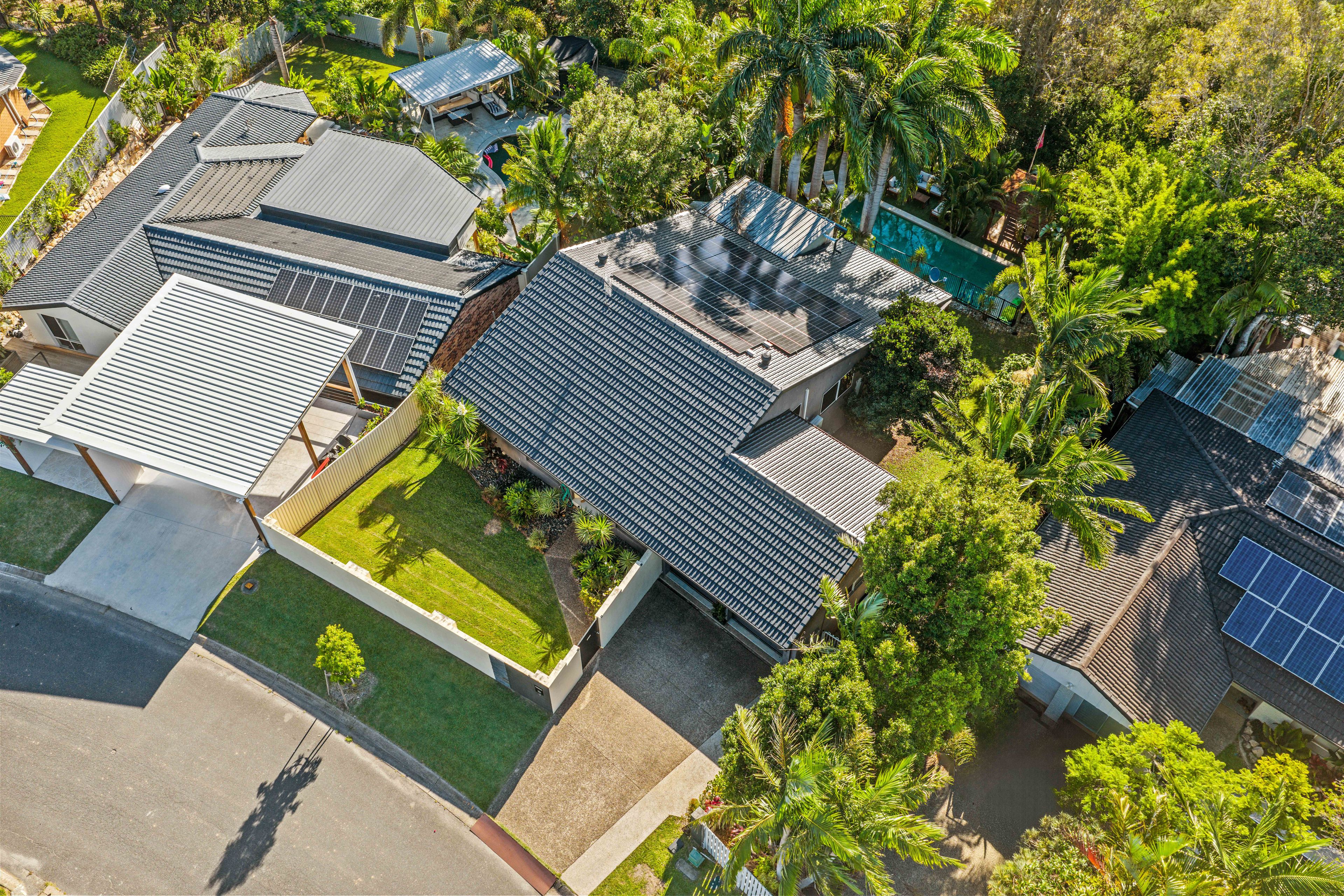 7 Baltimore Court, Carrara, QLD 4211
