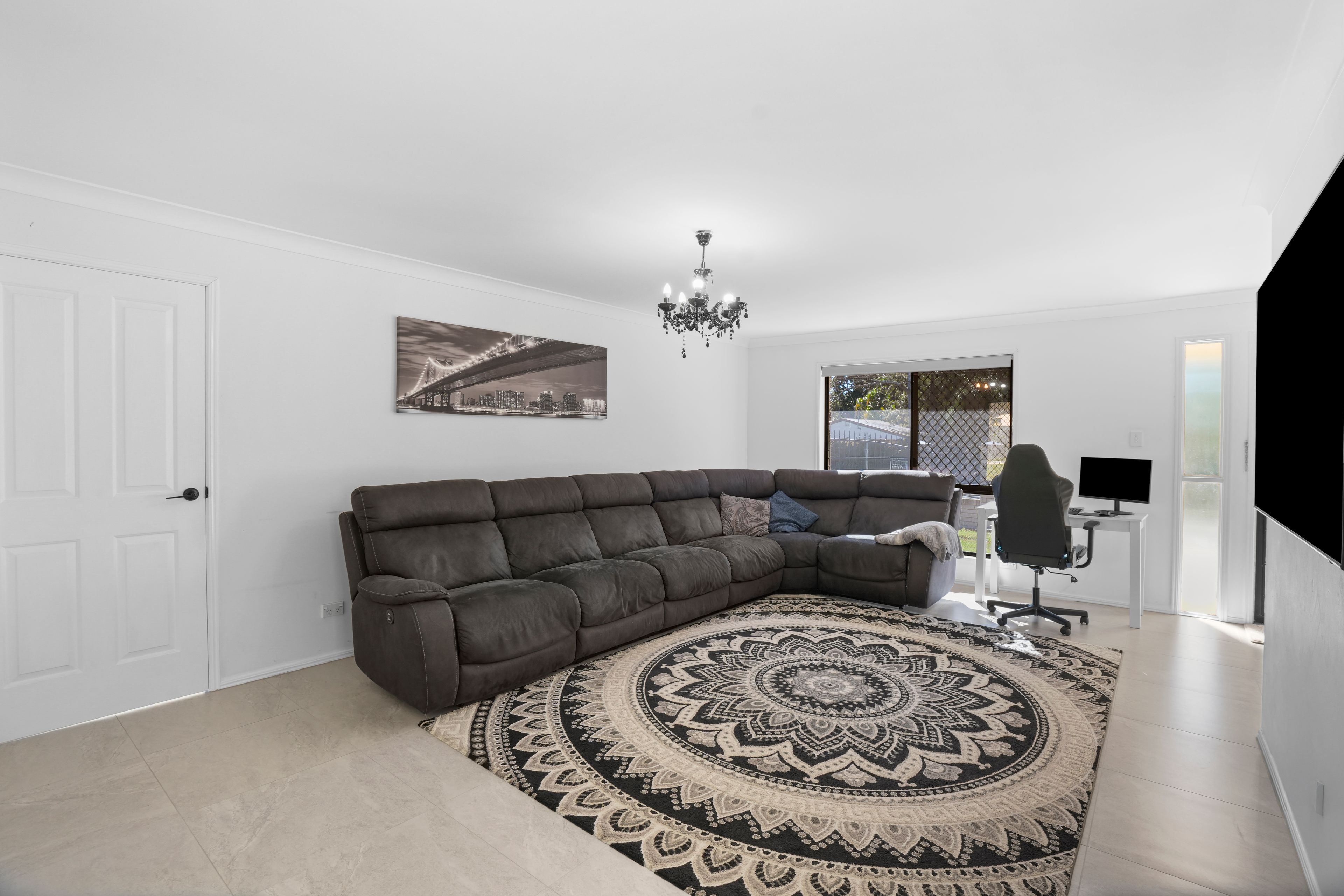 20 Keyes Street — photo 5 of 23
