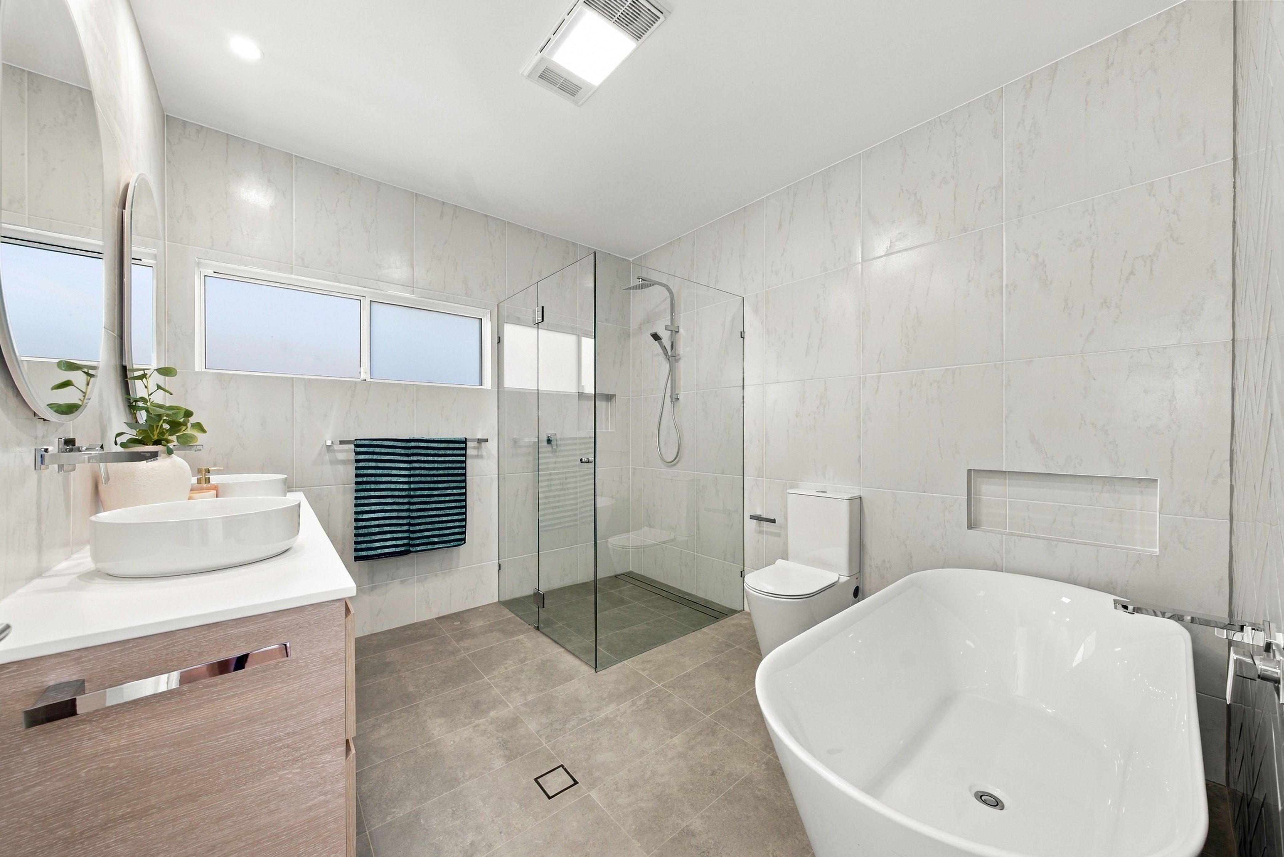 28 Maneela Street — photo 19 of 30