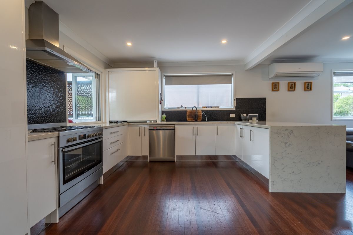 55 Renton Street, Camp Hill, QLD 4152