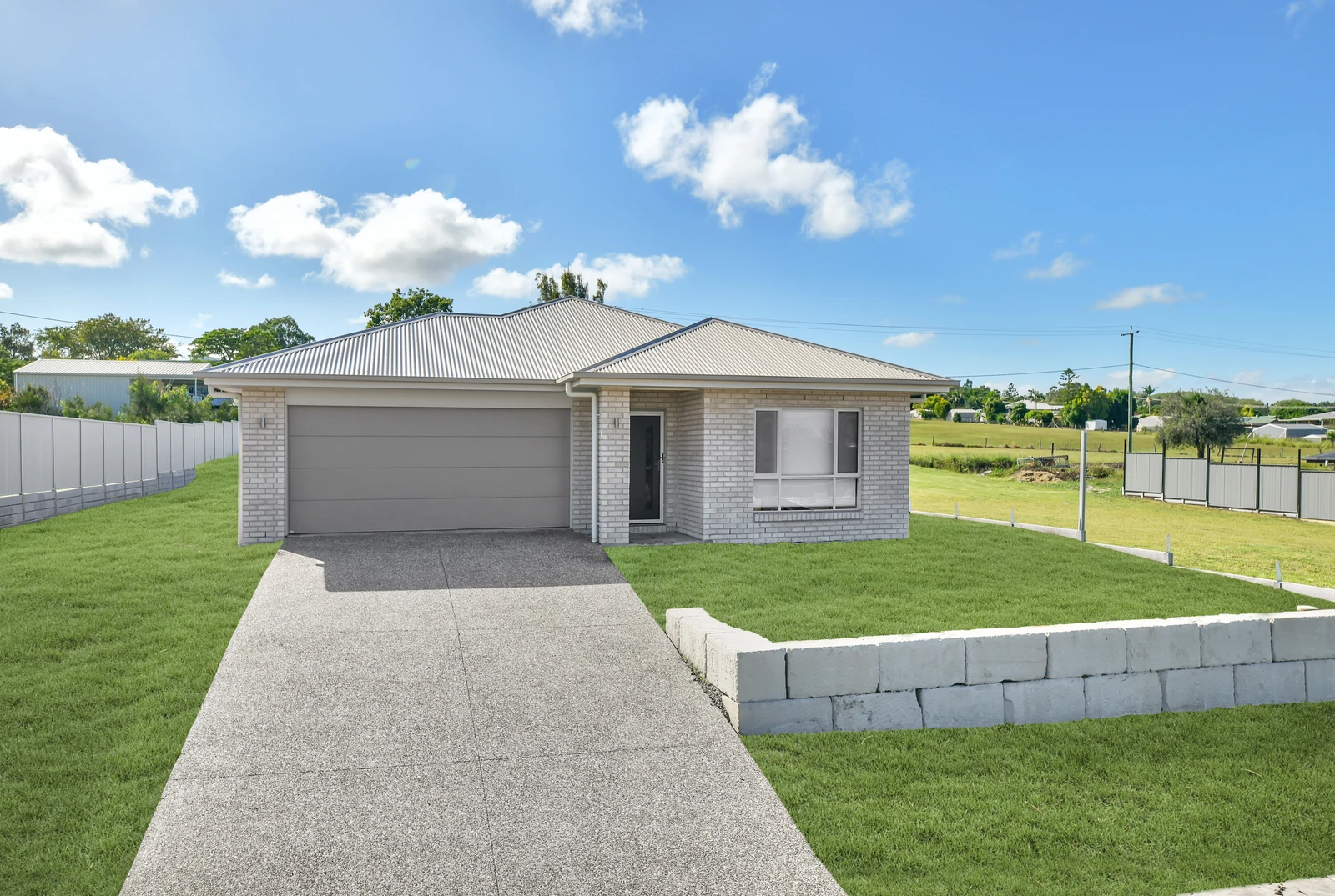 24 Pioneer Drive, Kalbar, QLD 4309