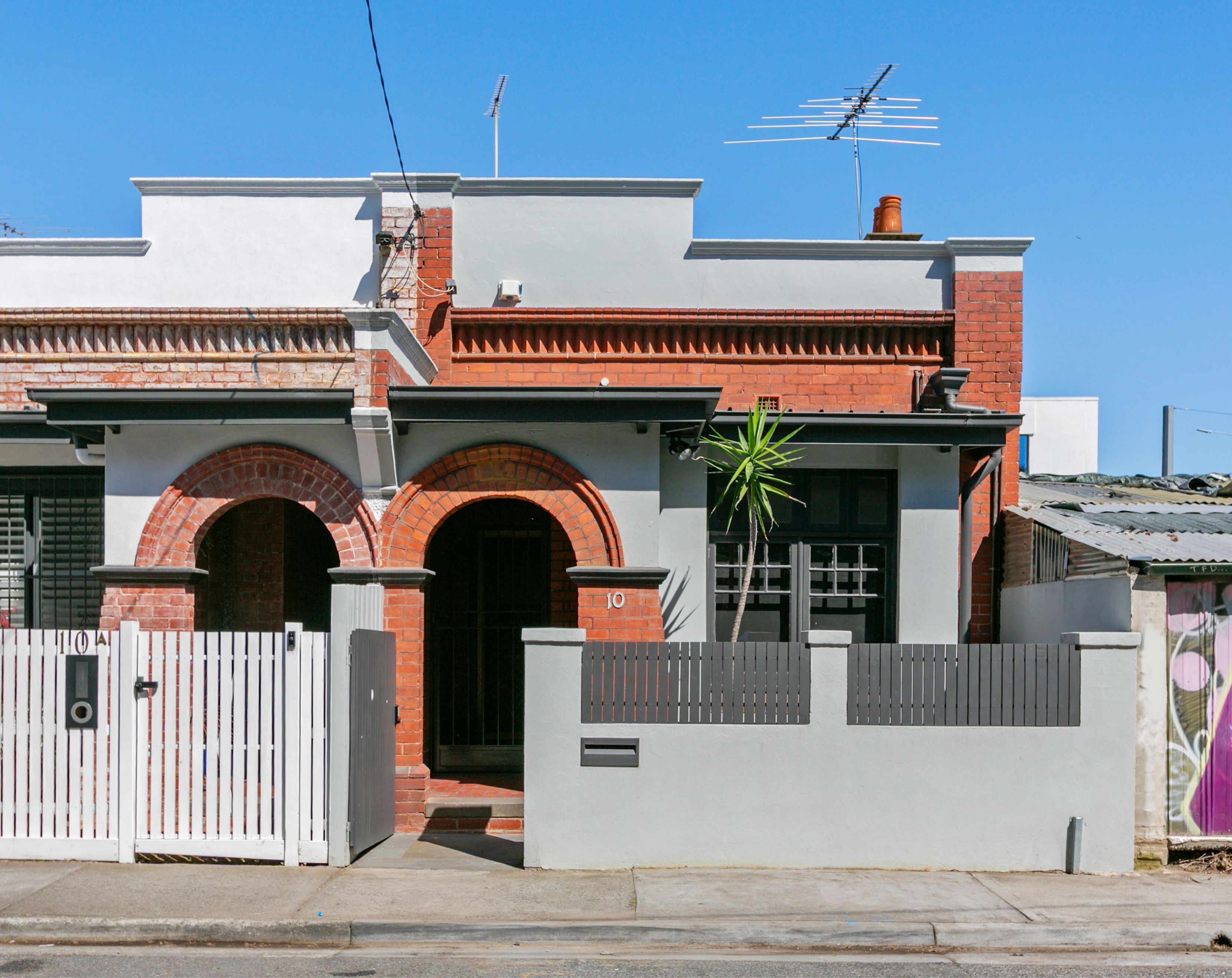 10 Regent Street — photo from Ray White Reservoir