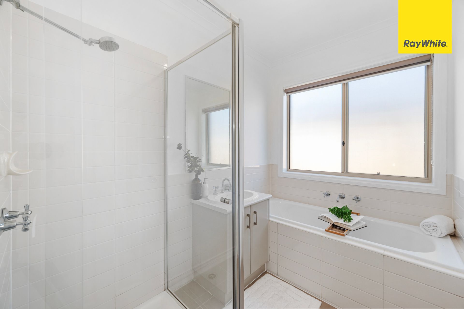 4/3 Austin Place — photo 11 of 15