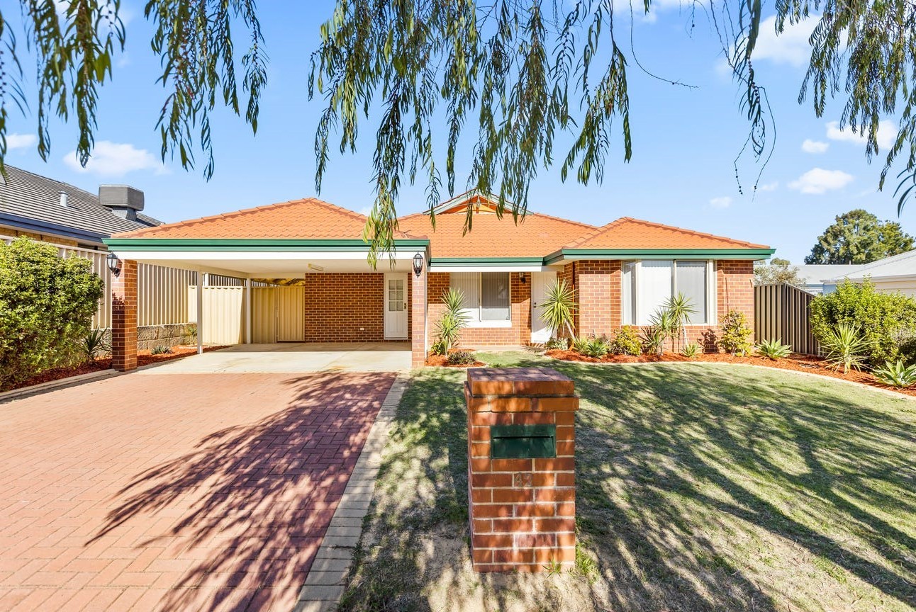 42 Sanderstead Loop, Butler, WA 6036