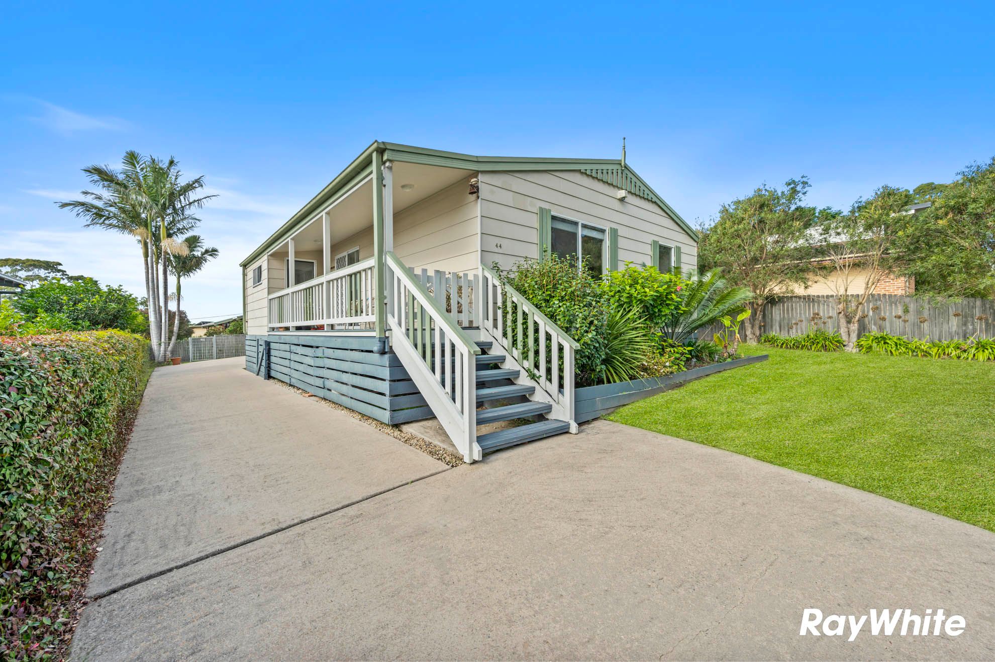 44 Hector Mcwilliam Drive — photo 14 of 23
