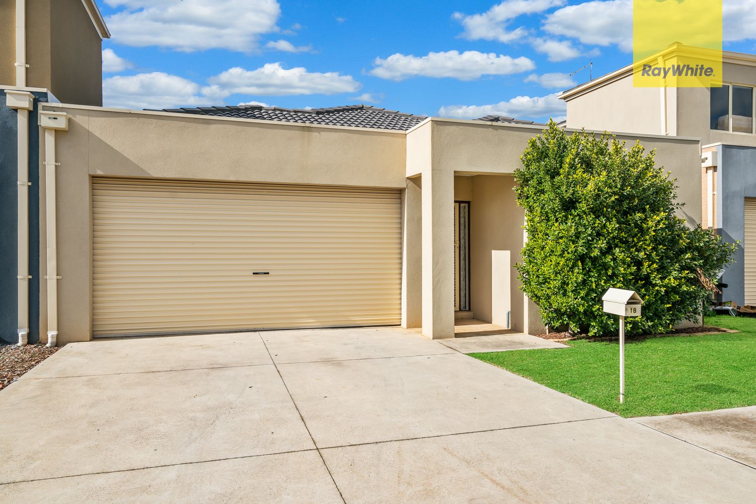 18/35 Tullidge Street, Melton, VIC 3337
