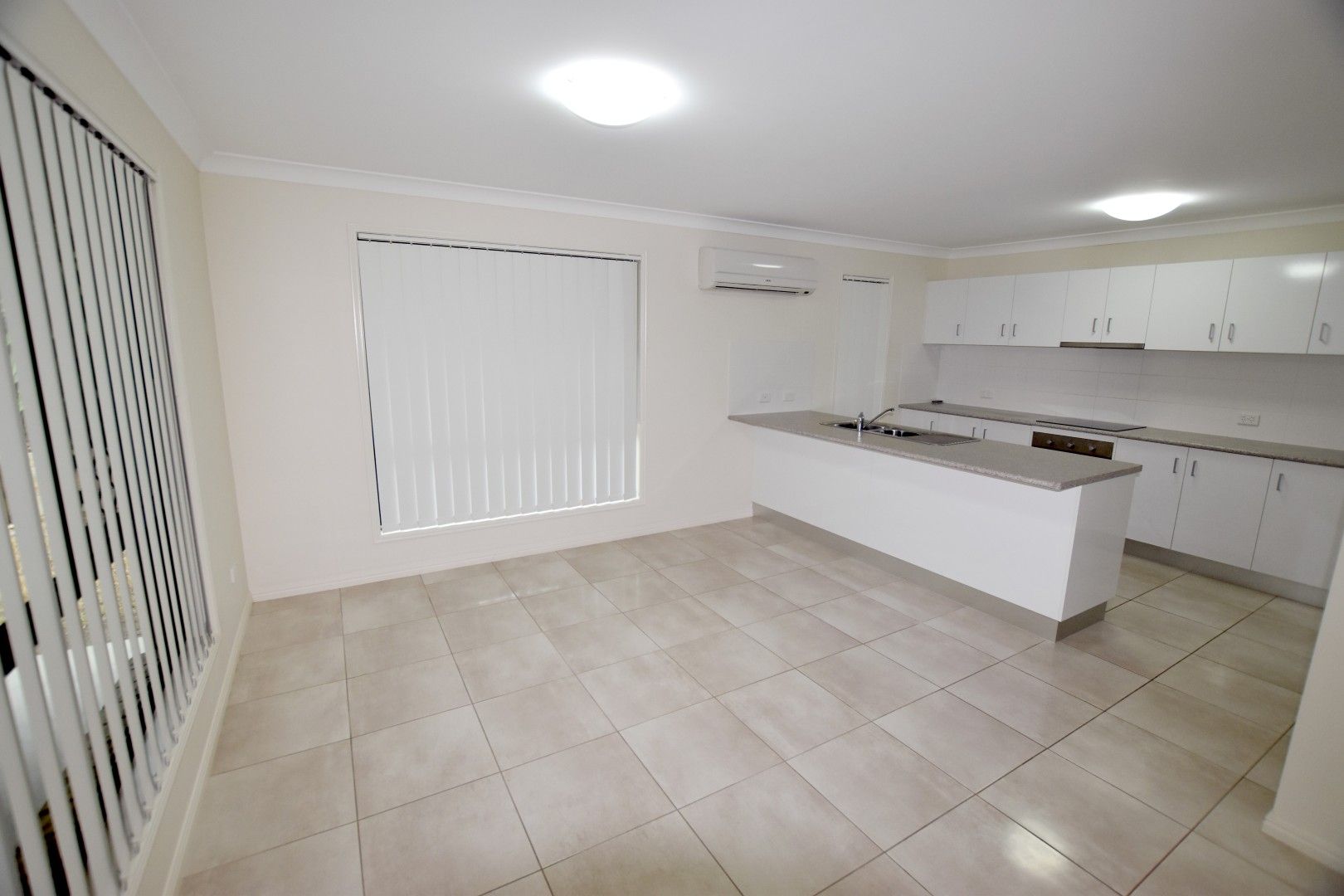 5 Peter Corones Drive, Kirkwood, QLD 4680
