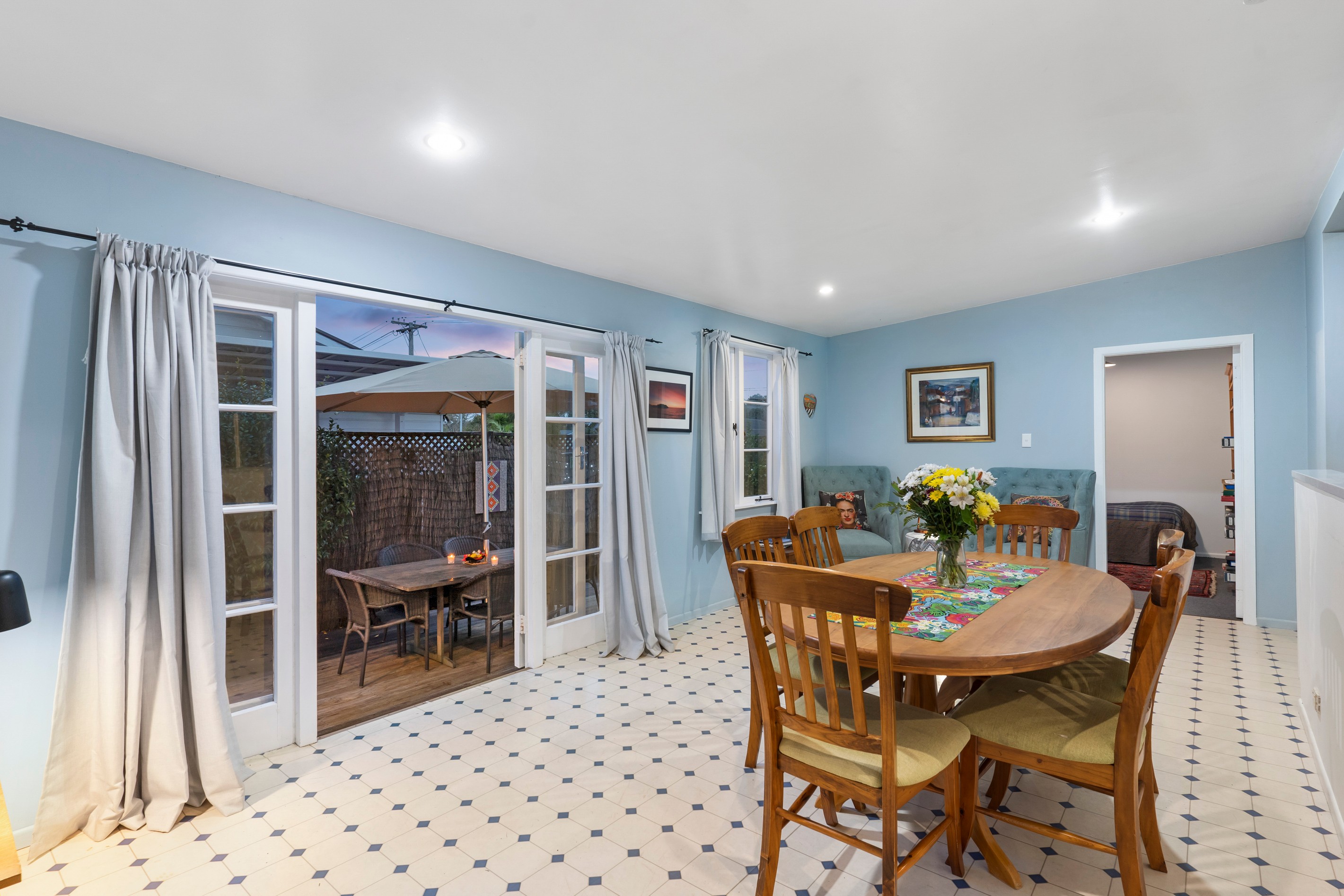 101 Lancaster Road, Beach Haven, North Shore City