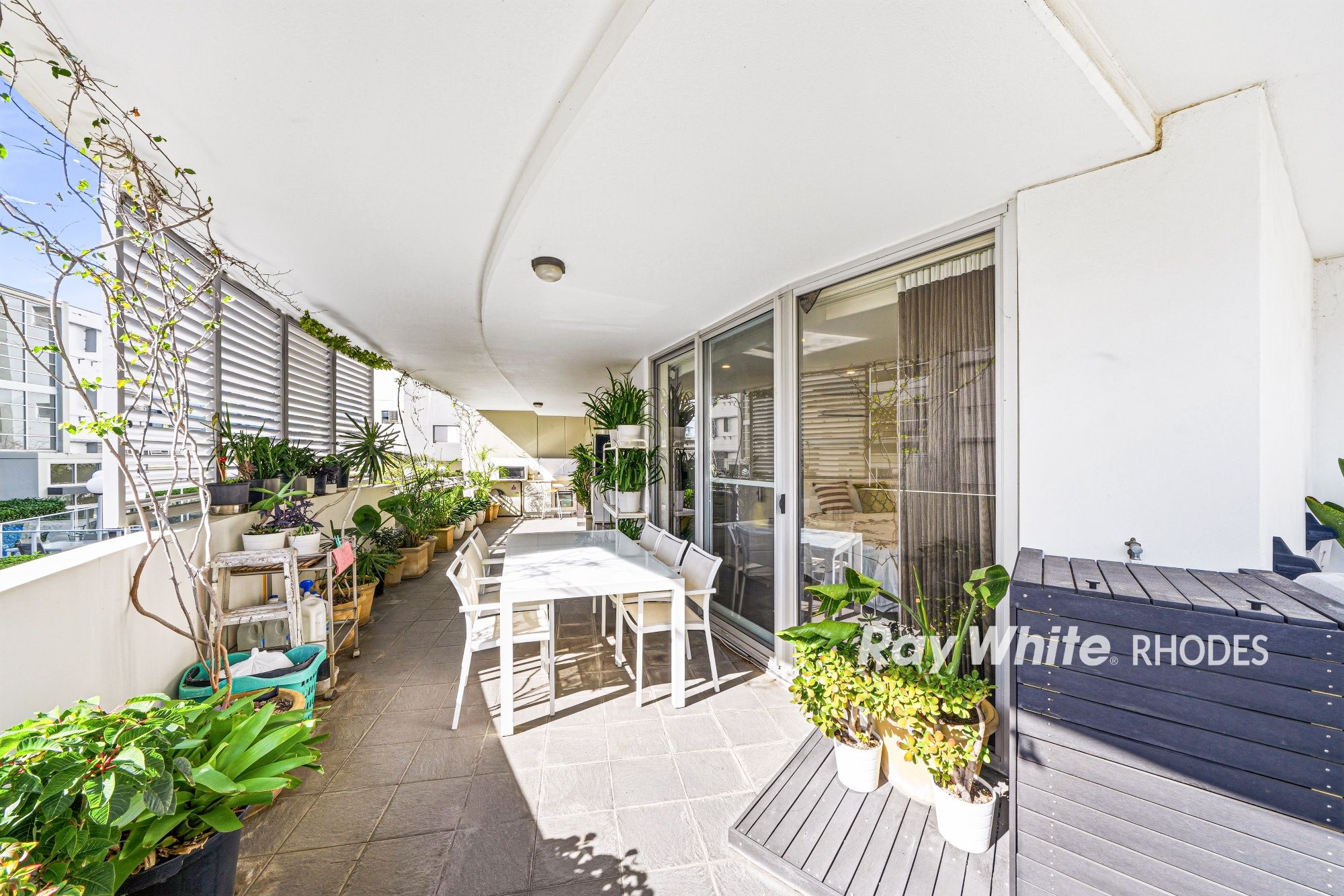 233/25 Bennelong Parkway — photo 7 of 27