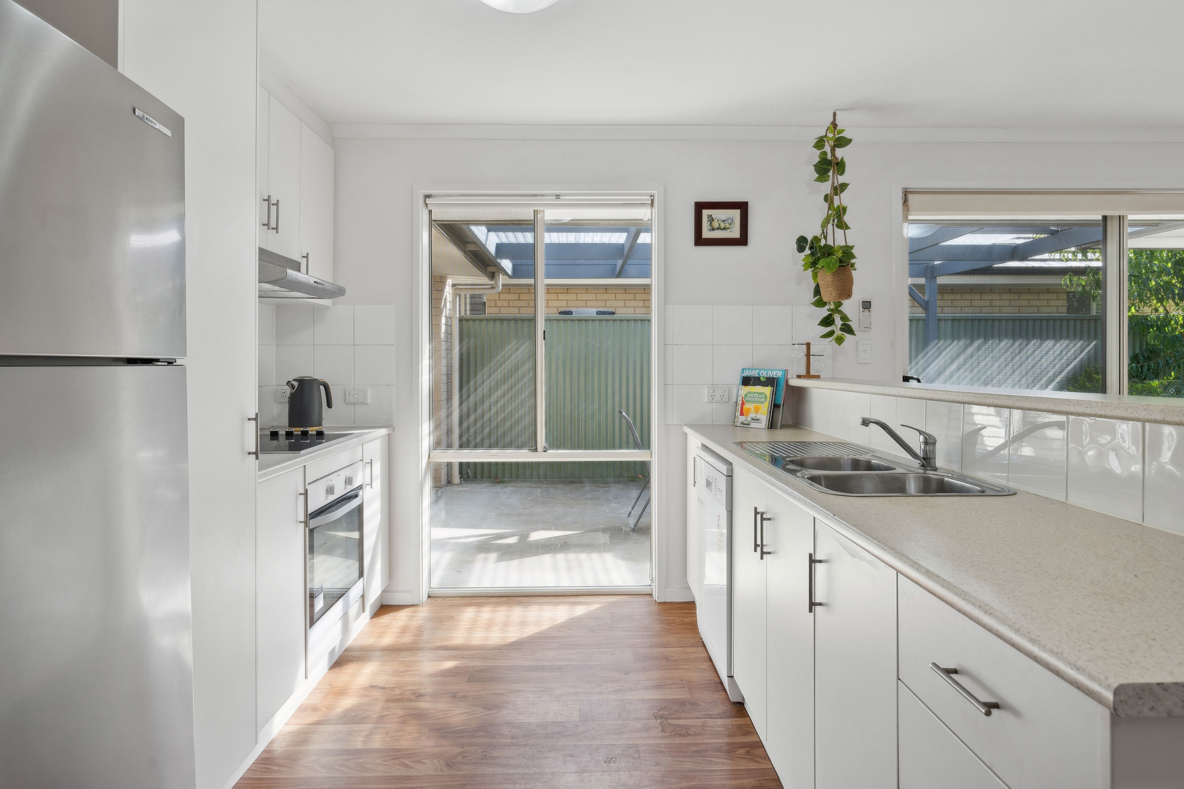 4/7 Wiland Street — photo 5 of 21