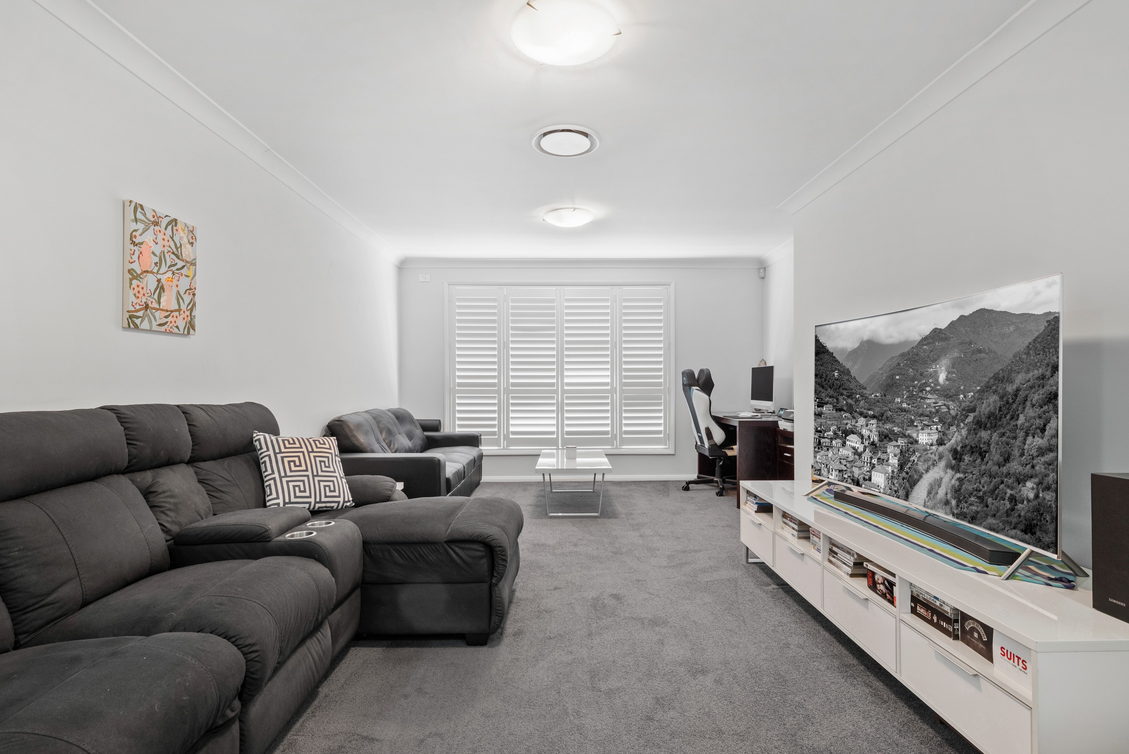 21 Moreton Bay Avenue, Spring Farm, NSW 2570