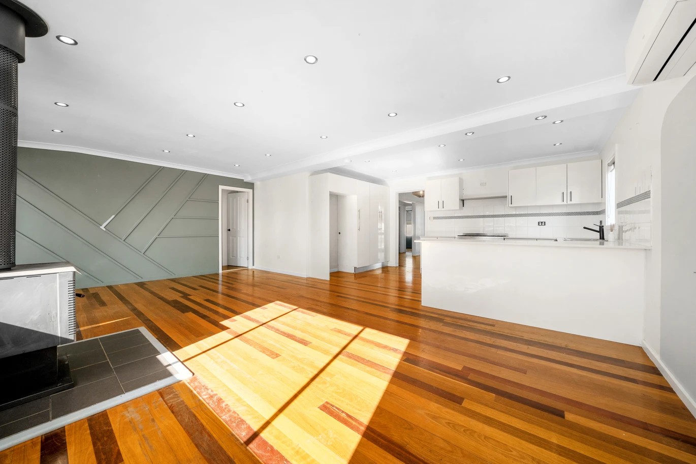 5 Gregory Avenue, Oxley Park, NSW 2760