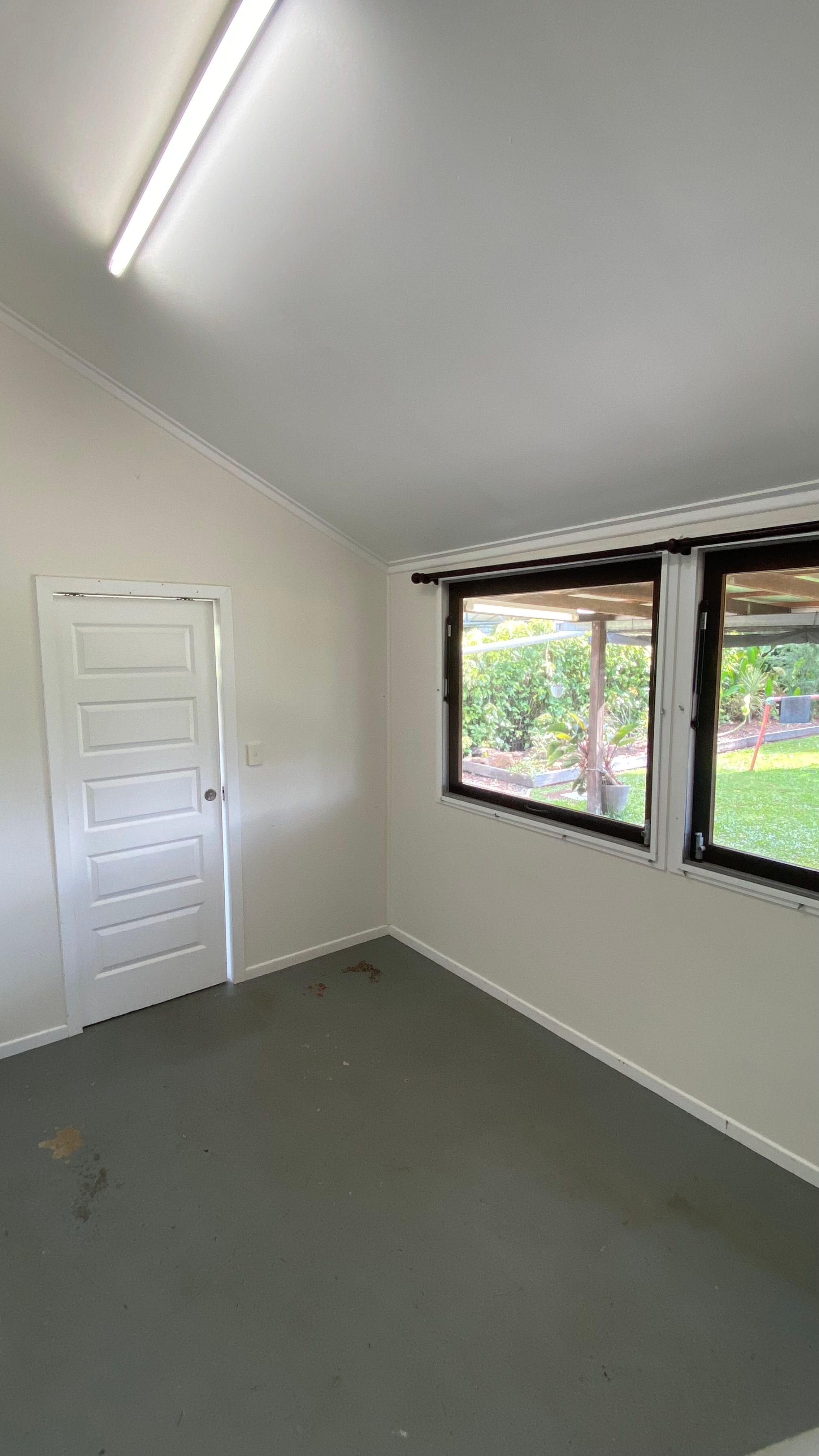 31 Campbell Street — photo 7 of 14