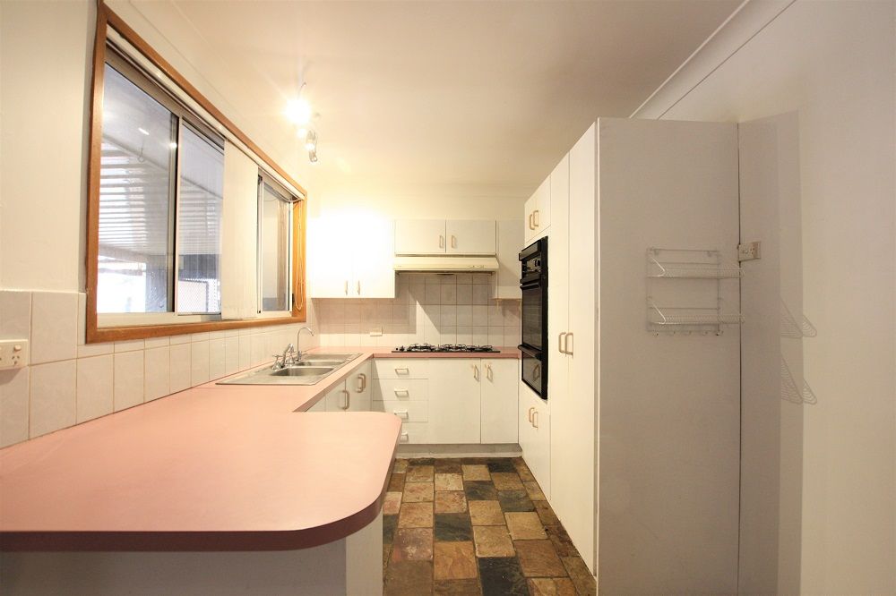 5 Day Place, Minto, NSW 2566