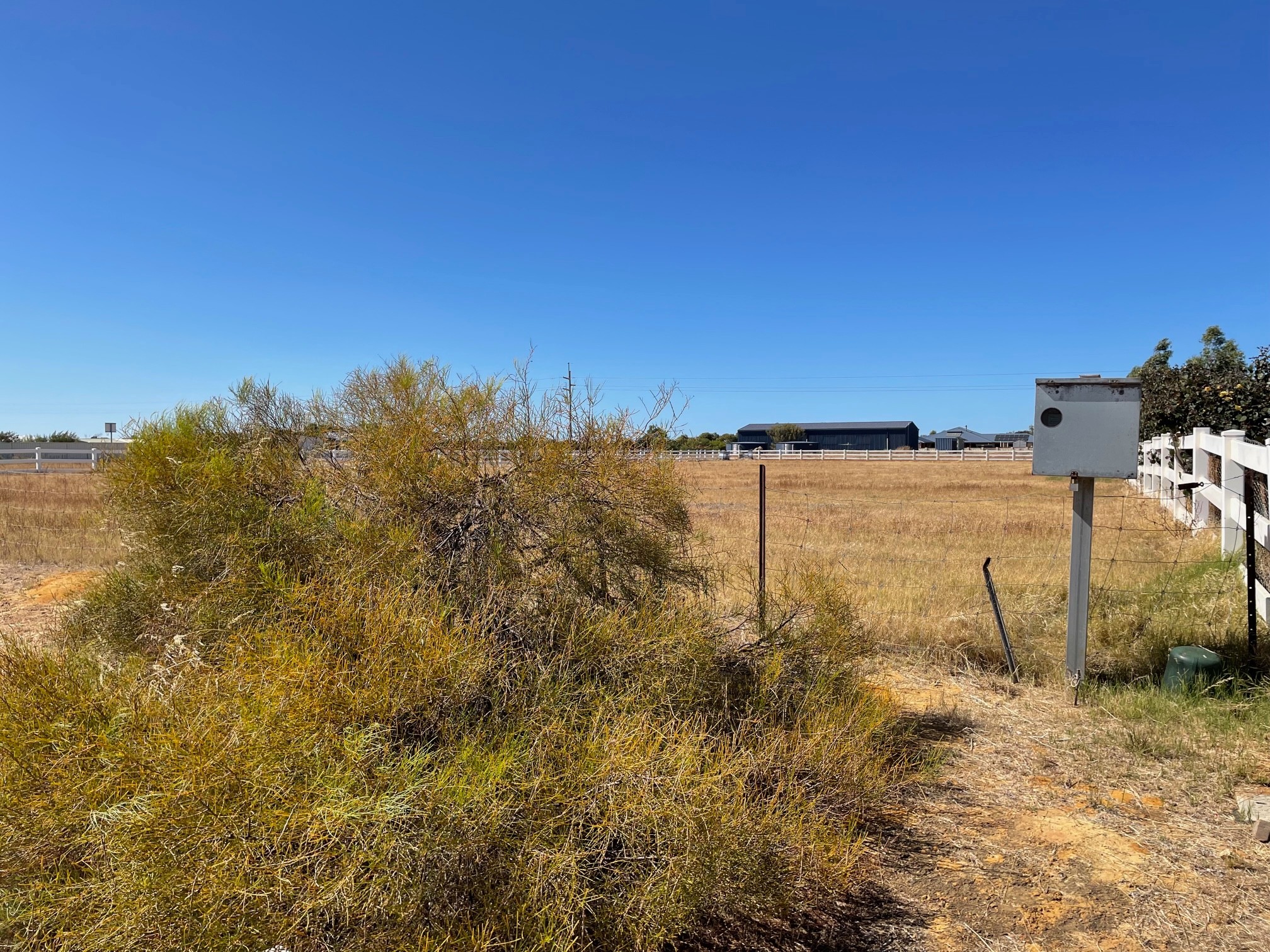 28 Dorset Drive, Deepdale, WA 6532
