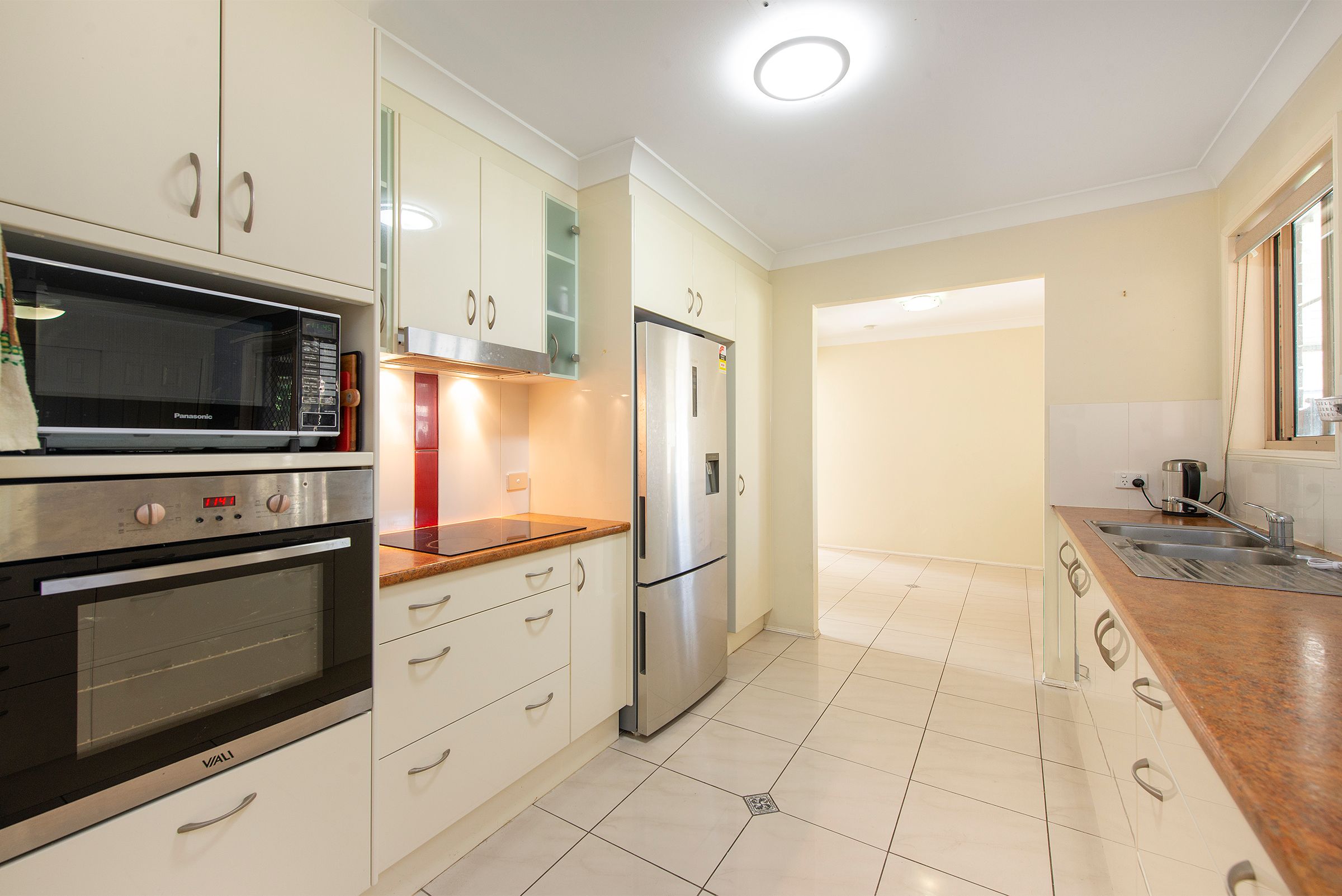 4 Bowood Court, Berrinba, QLD 4117