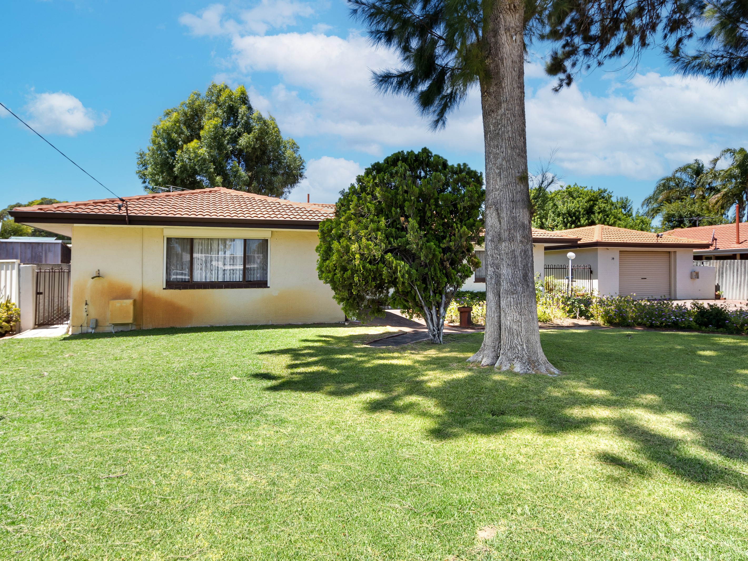 14 Kullaroo Court, Hillman, WA 6168