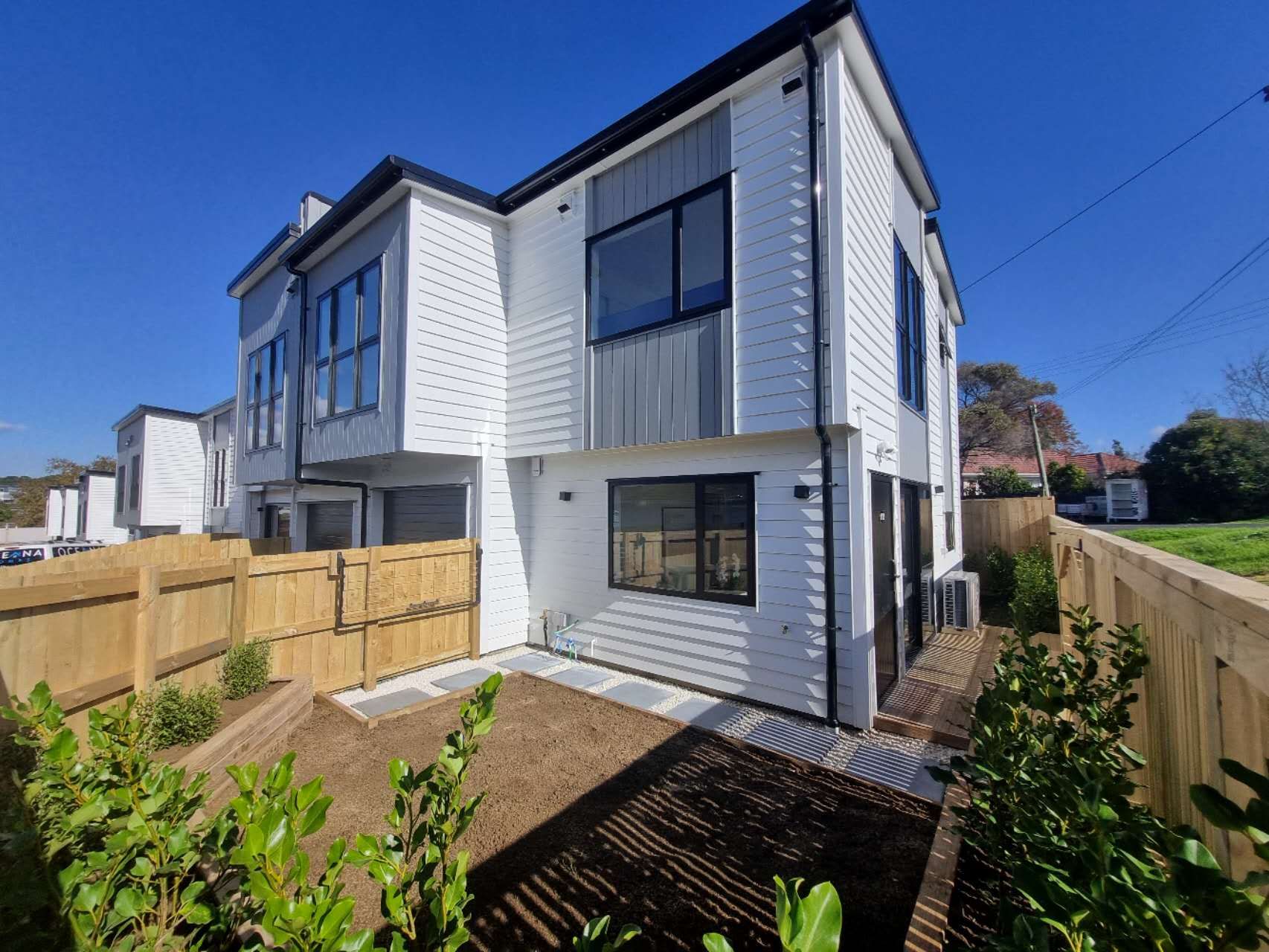 1/12 Hamlin Road, Mount Wellington, Auckland City