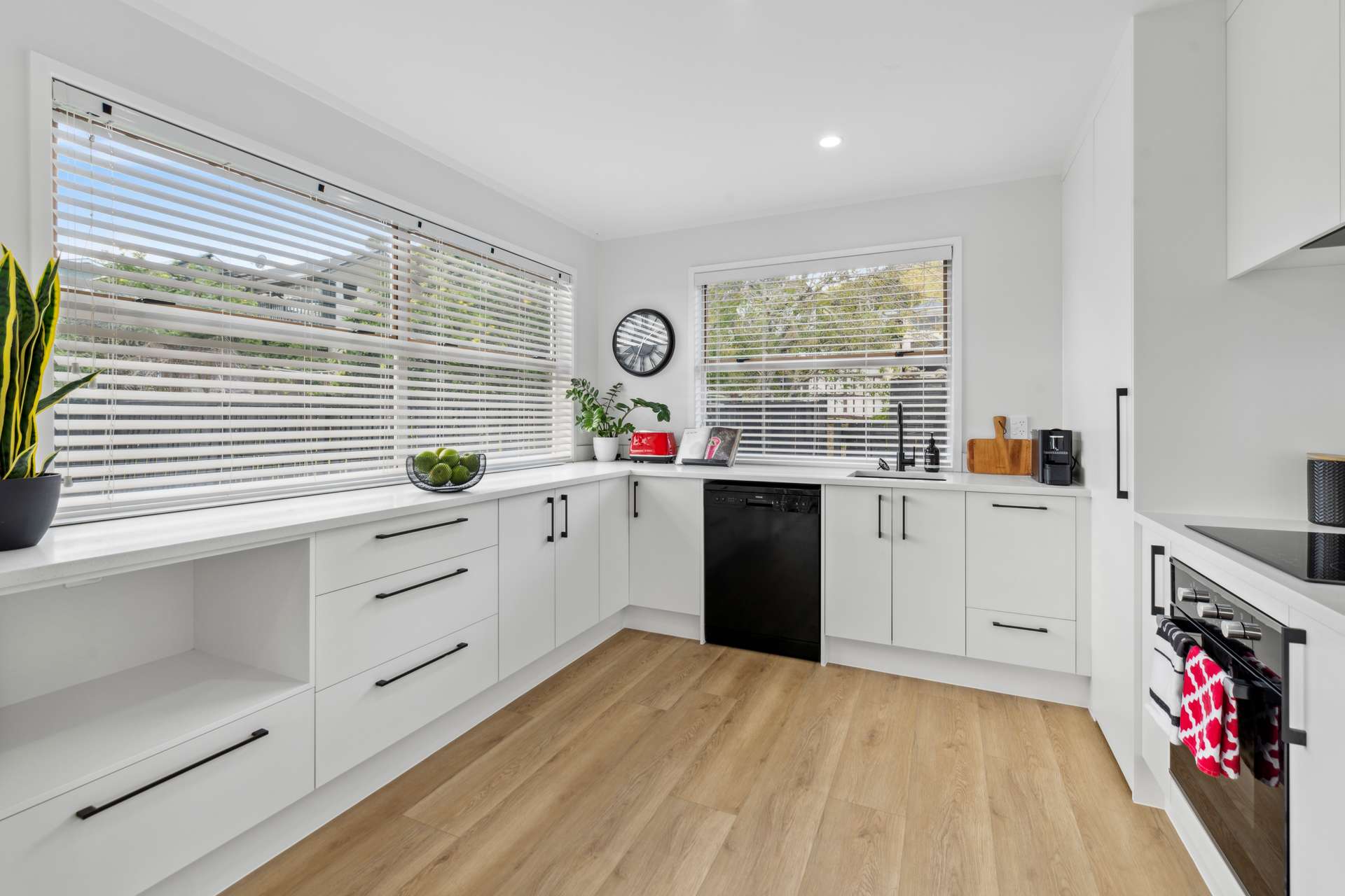 28 Ridgemount Rise photo 3