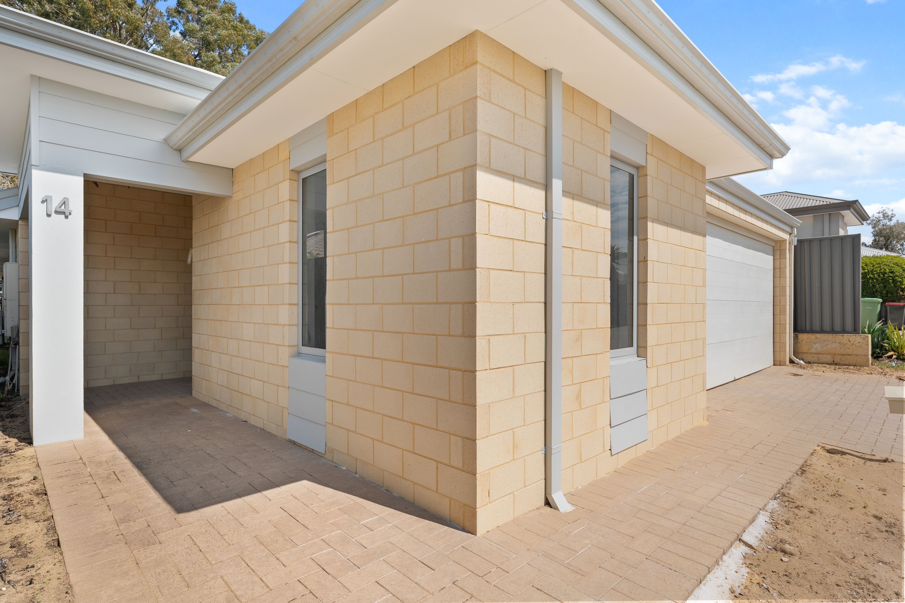 14 Lucan Lane — photo 8 of 30