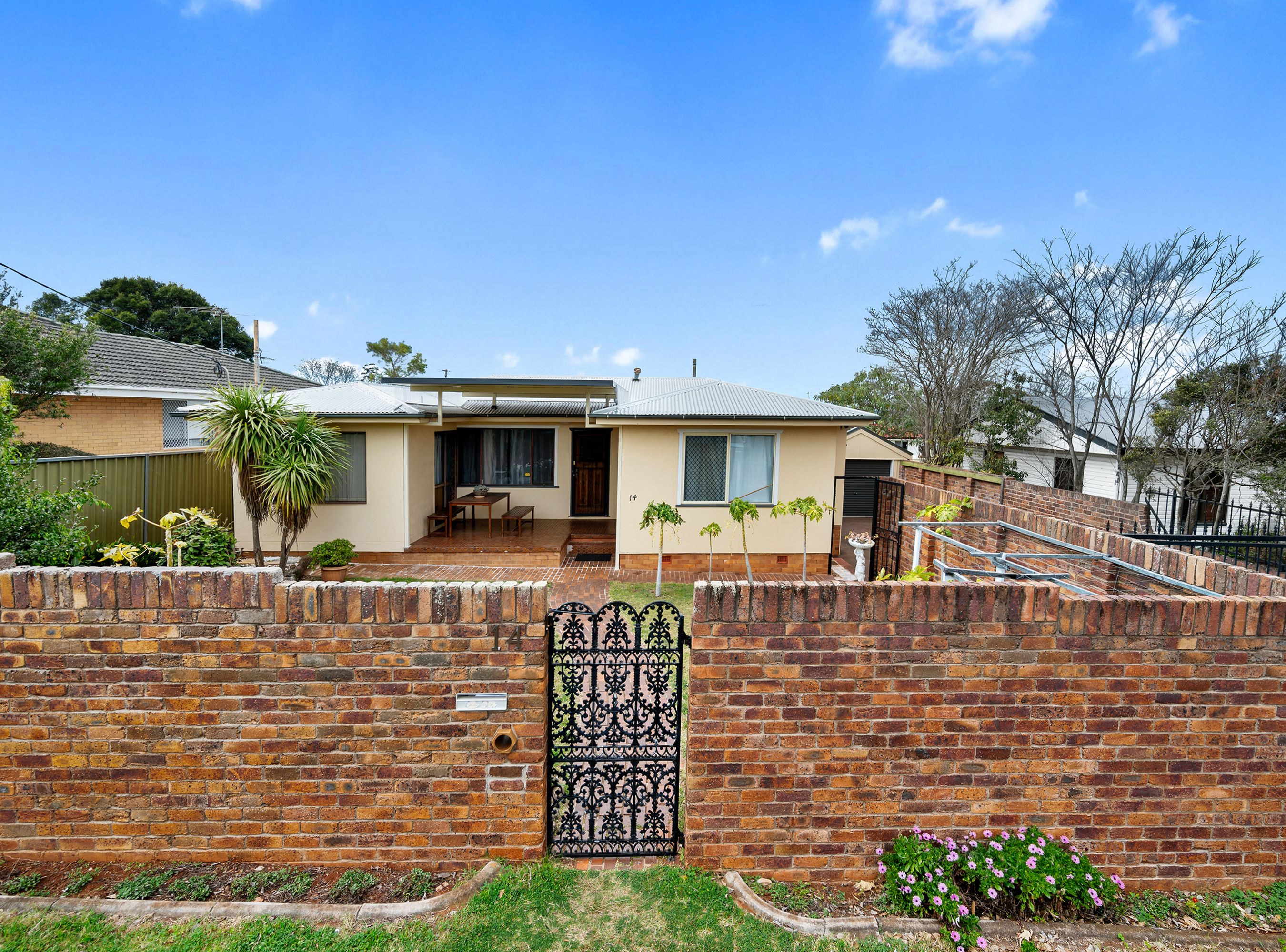 14 Challenor Street — photo from Ray White Highfields