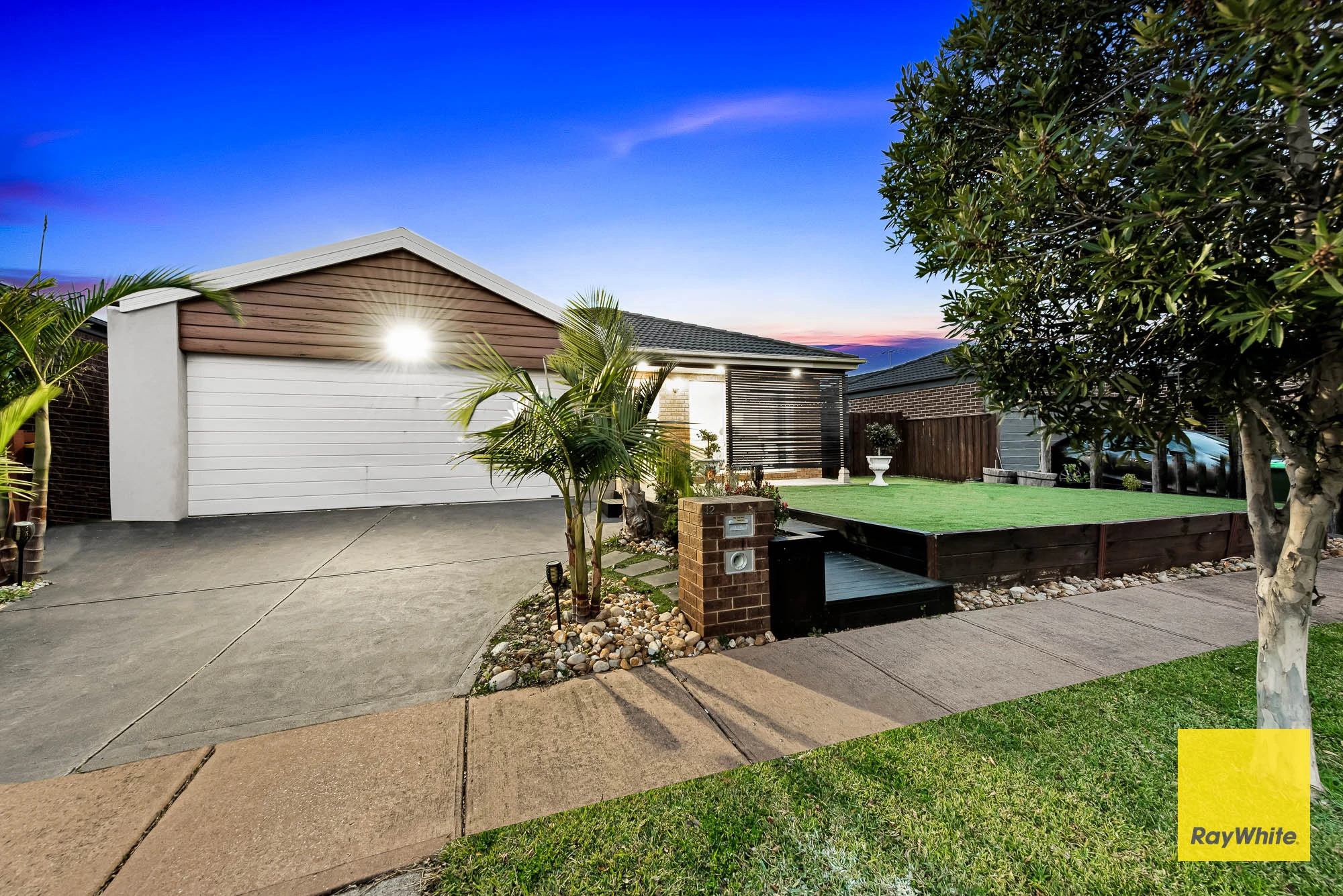 12 Spoonbill Close, Williams Landing, VIC 3027