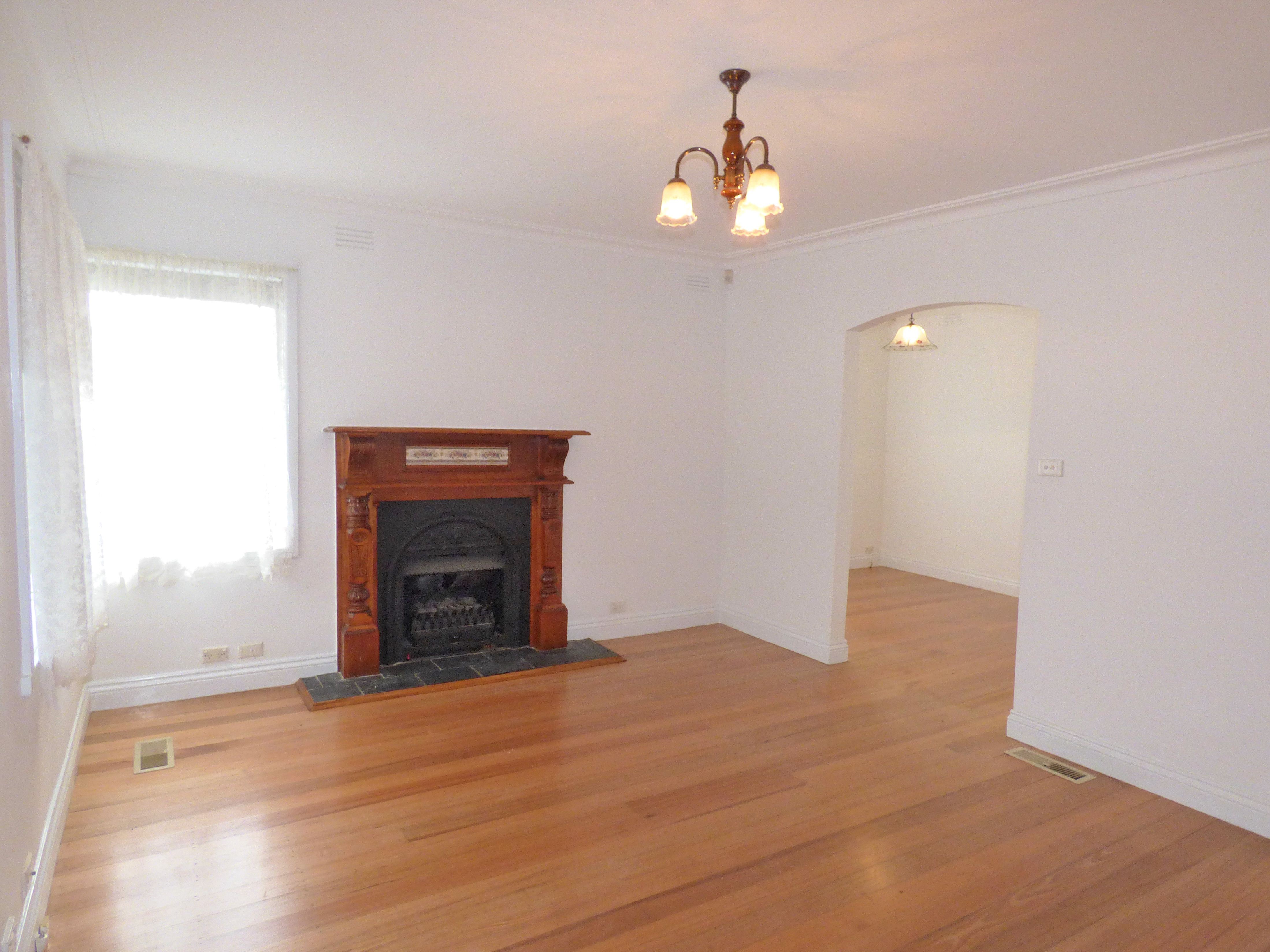 4 Green Avenue, Kingsbury, VIC 3083