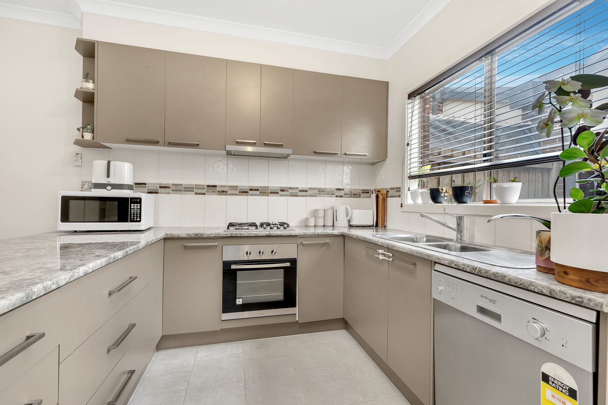 1/29 Red Robin Road, Truganina, VIC 3029