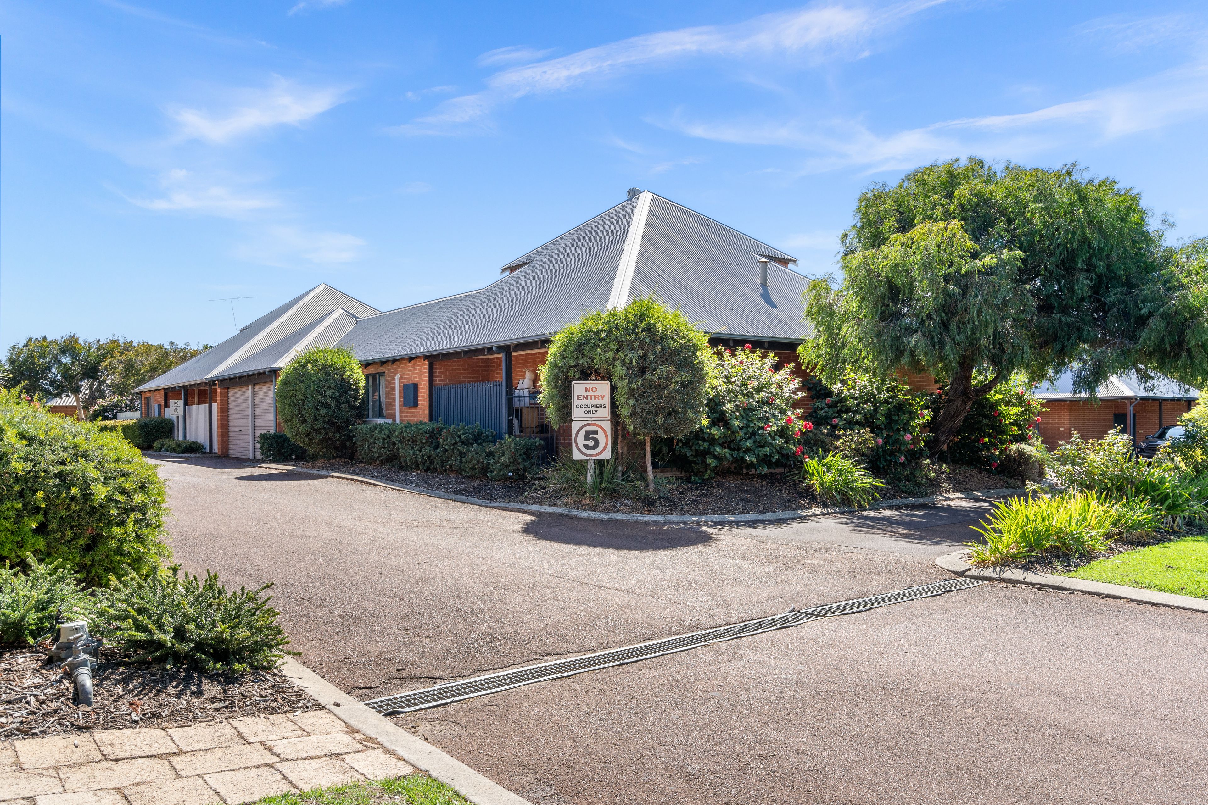 16/1 Lecaille Court, Dunsborough, WA 6281