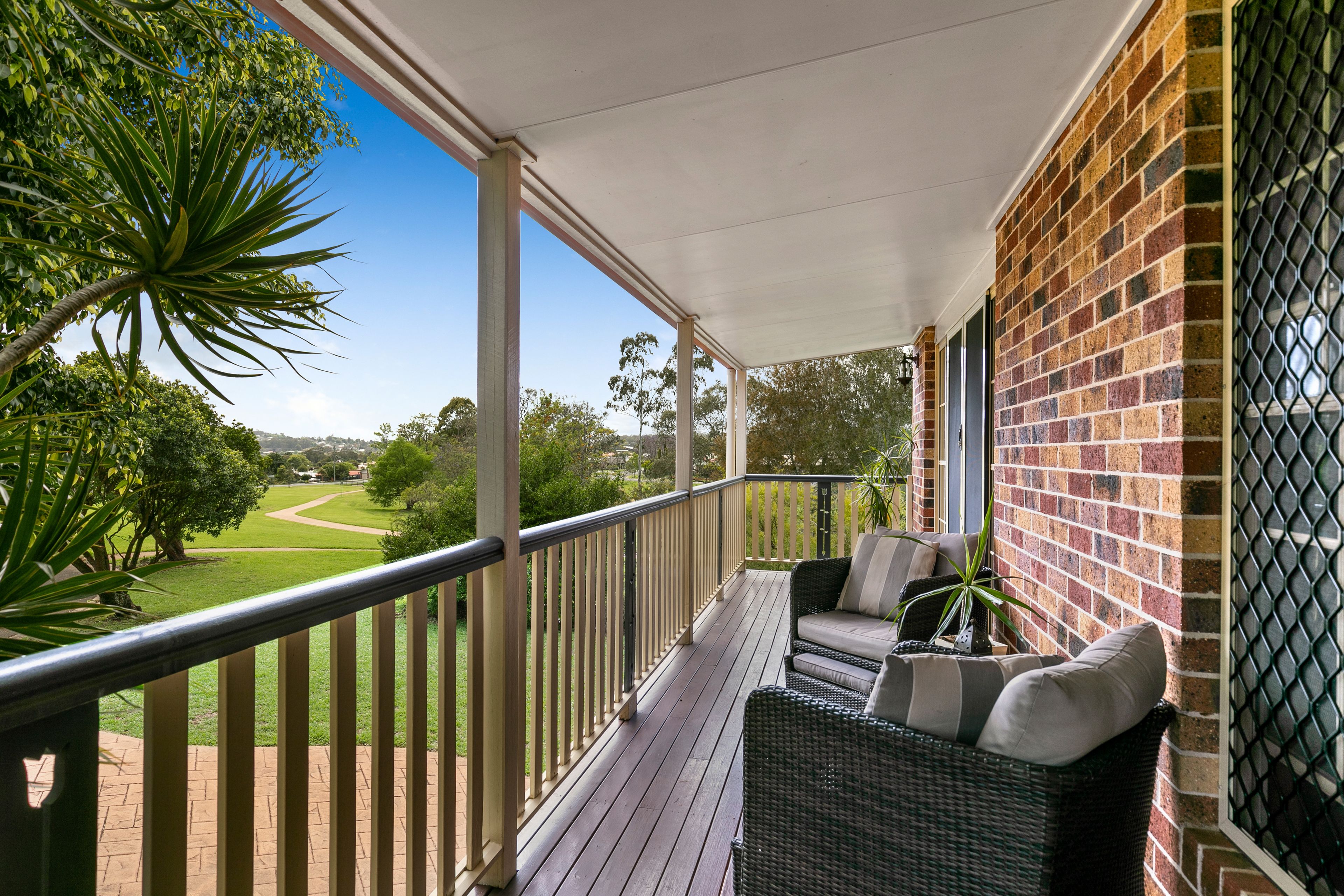 8 Tulip Court, Middle Ridge, QLD 4350