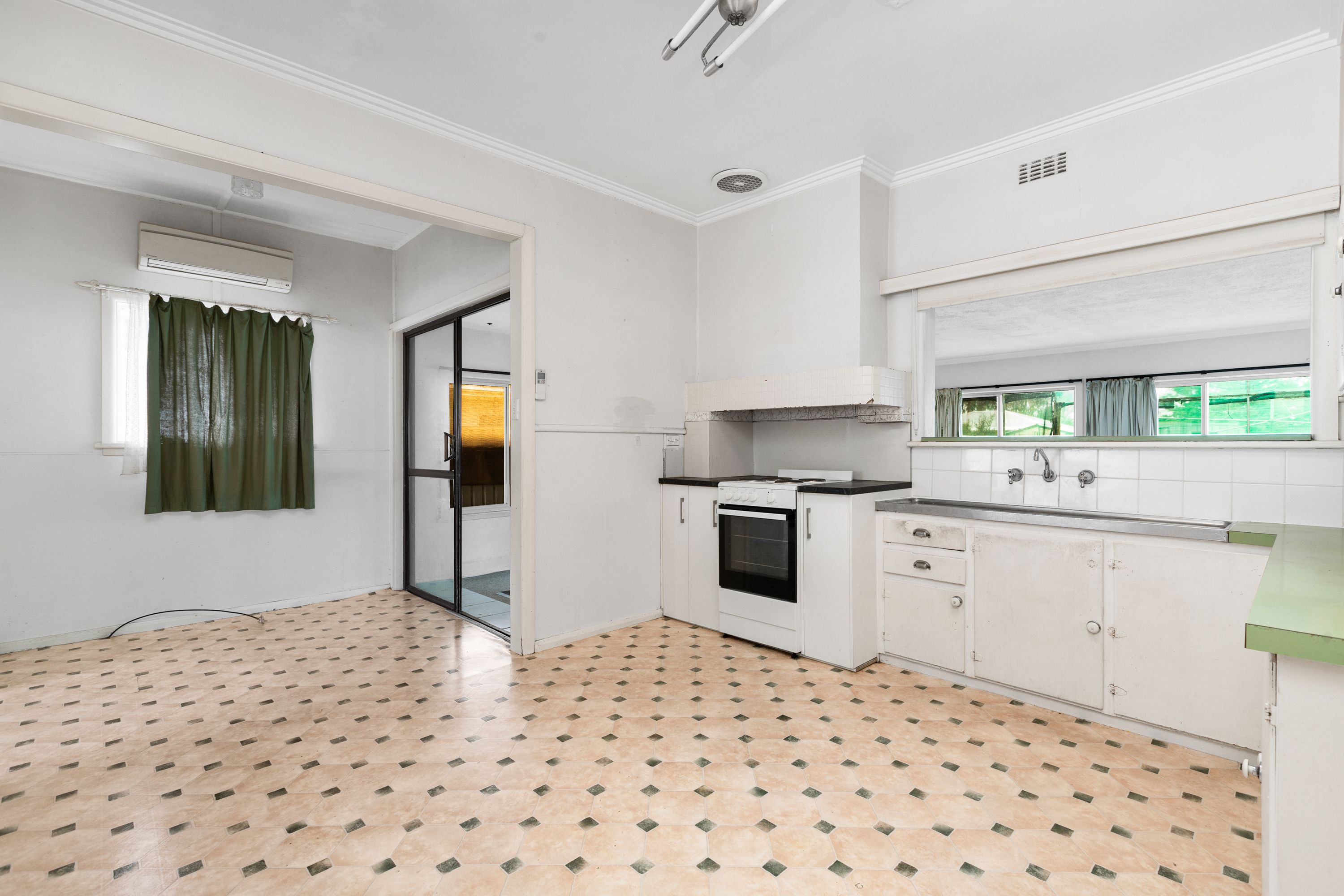 15 Steven Street — photo 6 of 17