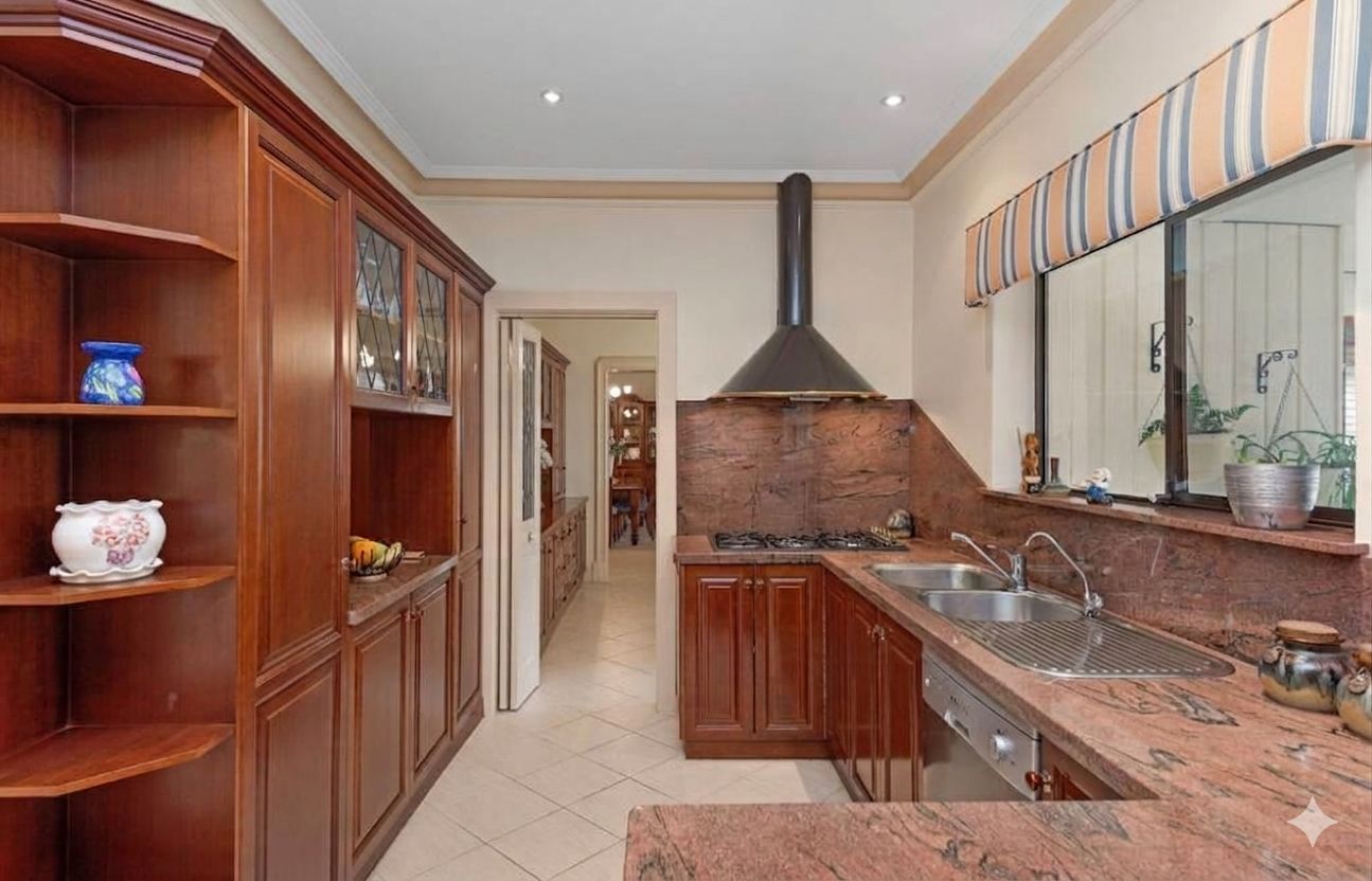 9 Elm Terrace — photo 11 of 13