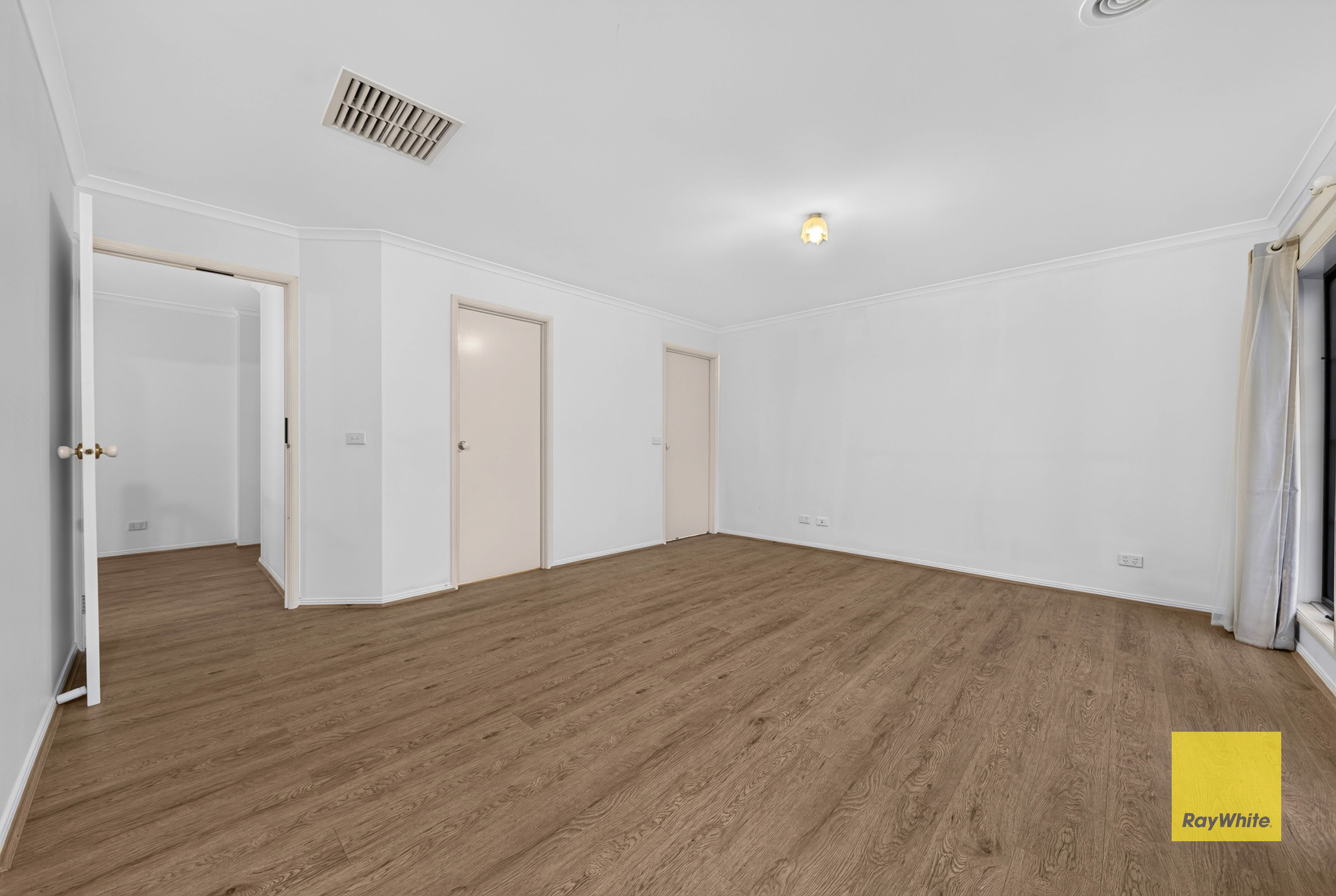 17 St Nicholas Court — photo 20 of 30