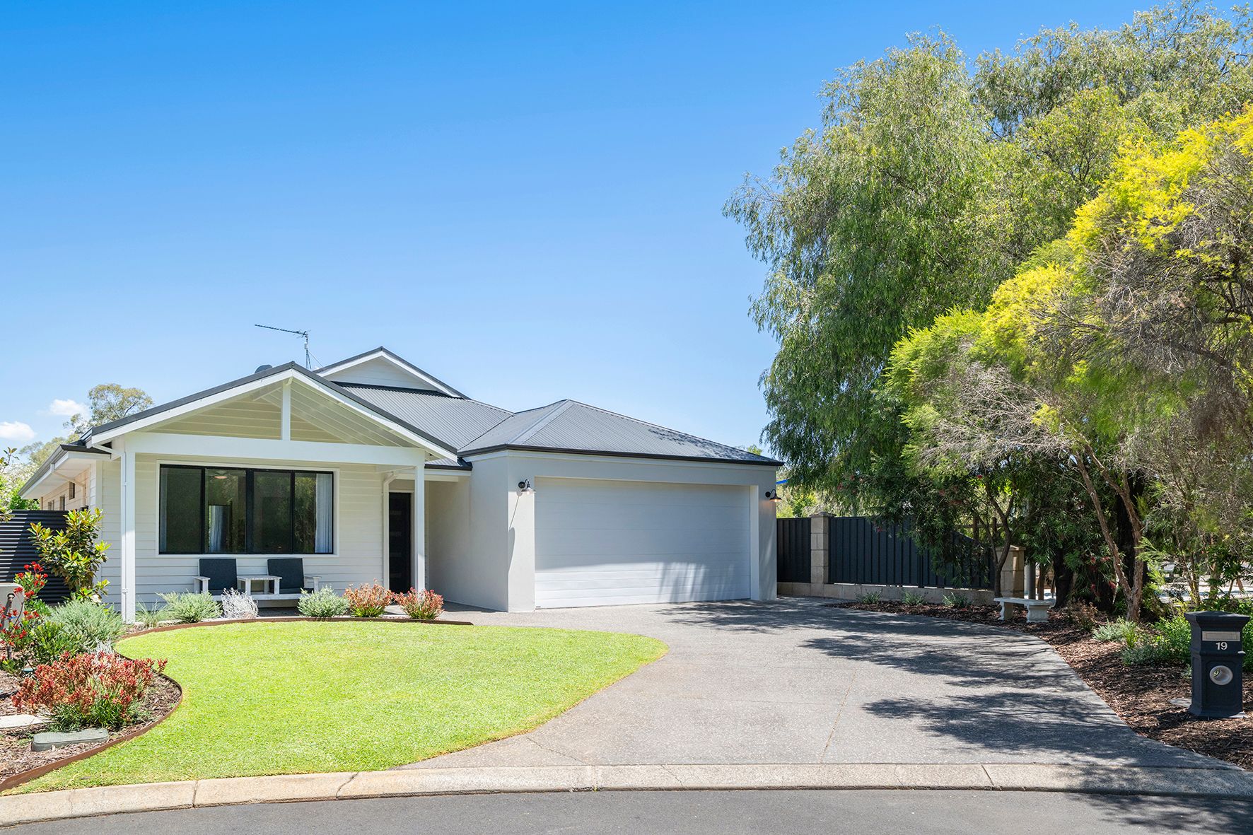 19 Latrobe Place, Abbey WA 6280