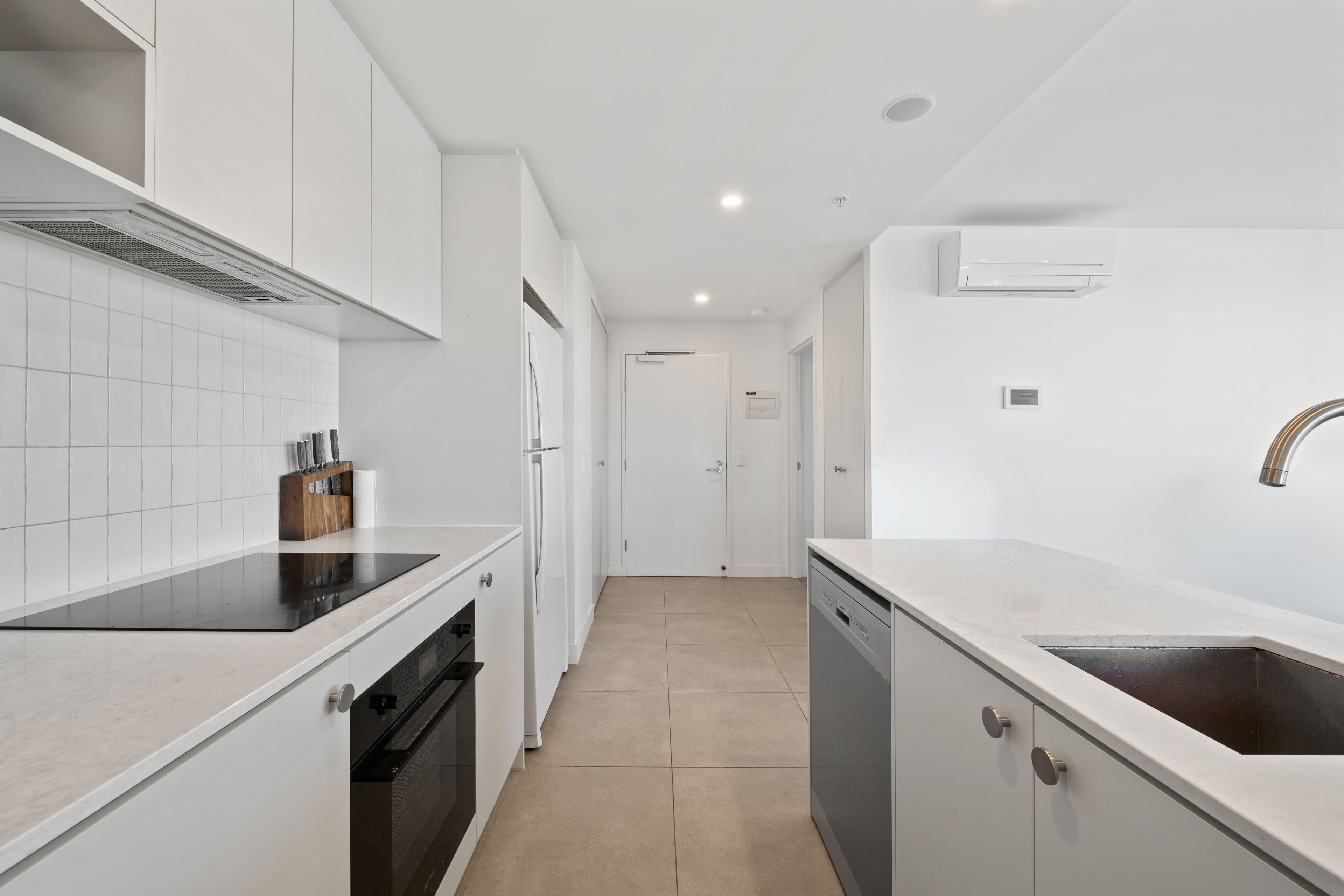 1515/6 Furzer Street — photo 7 of 30