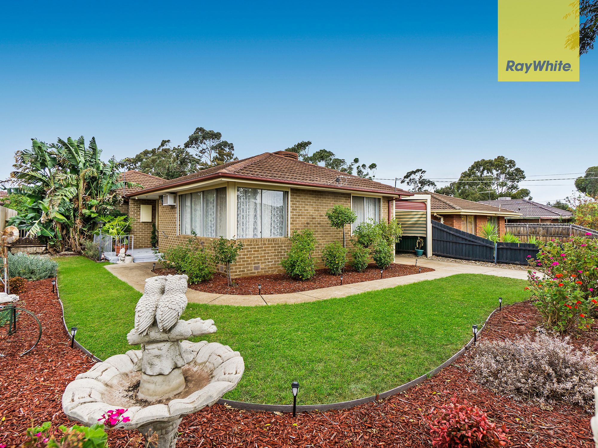 81 First Avenue, Melton South, VIC 3338