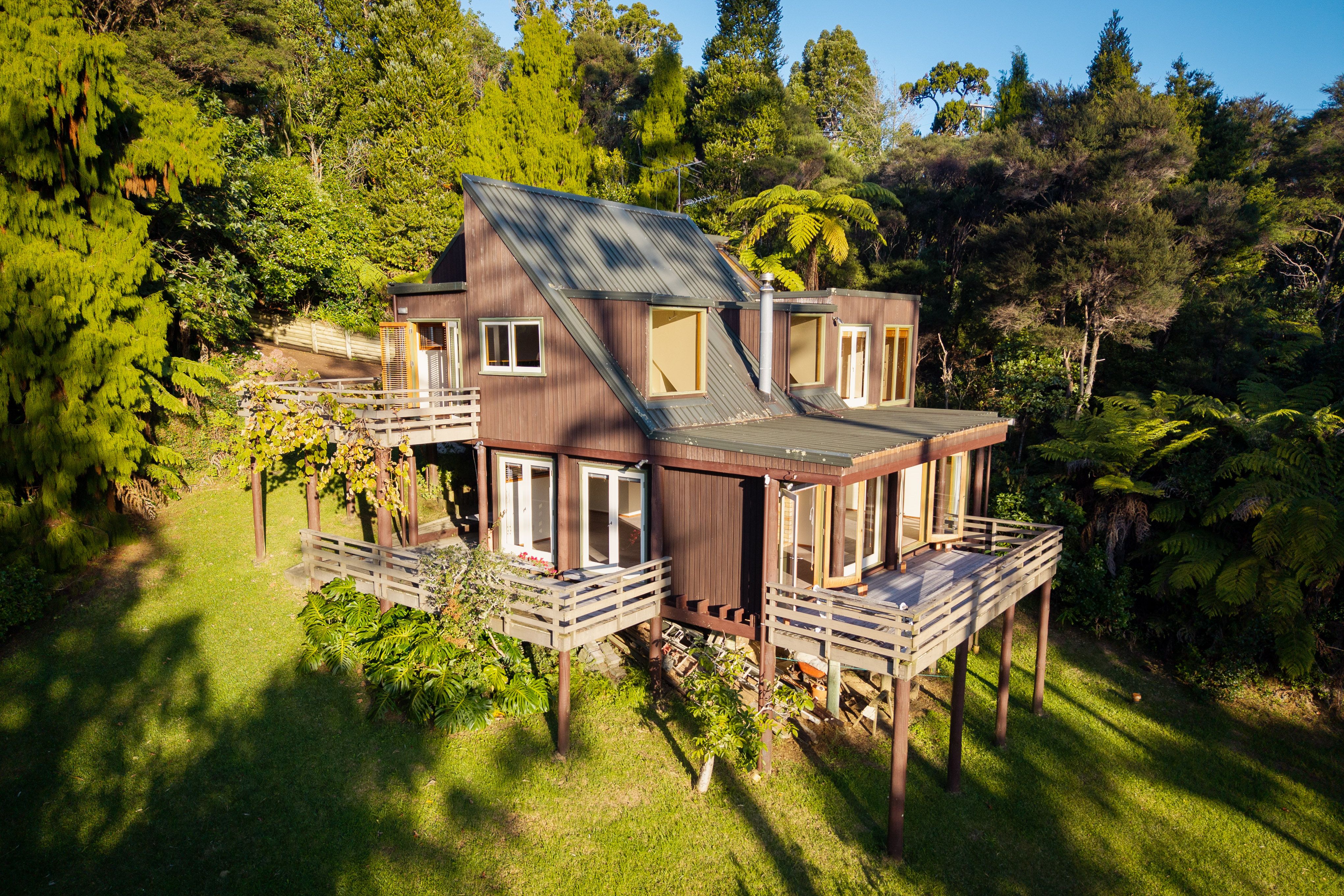 781 West Coast Road, Oratia, Waitakere City