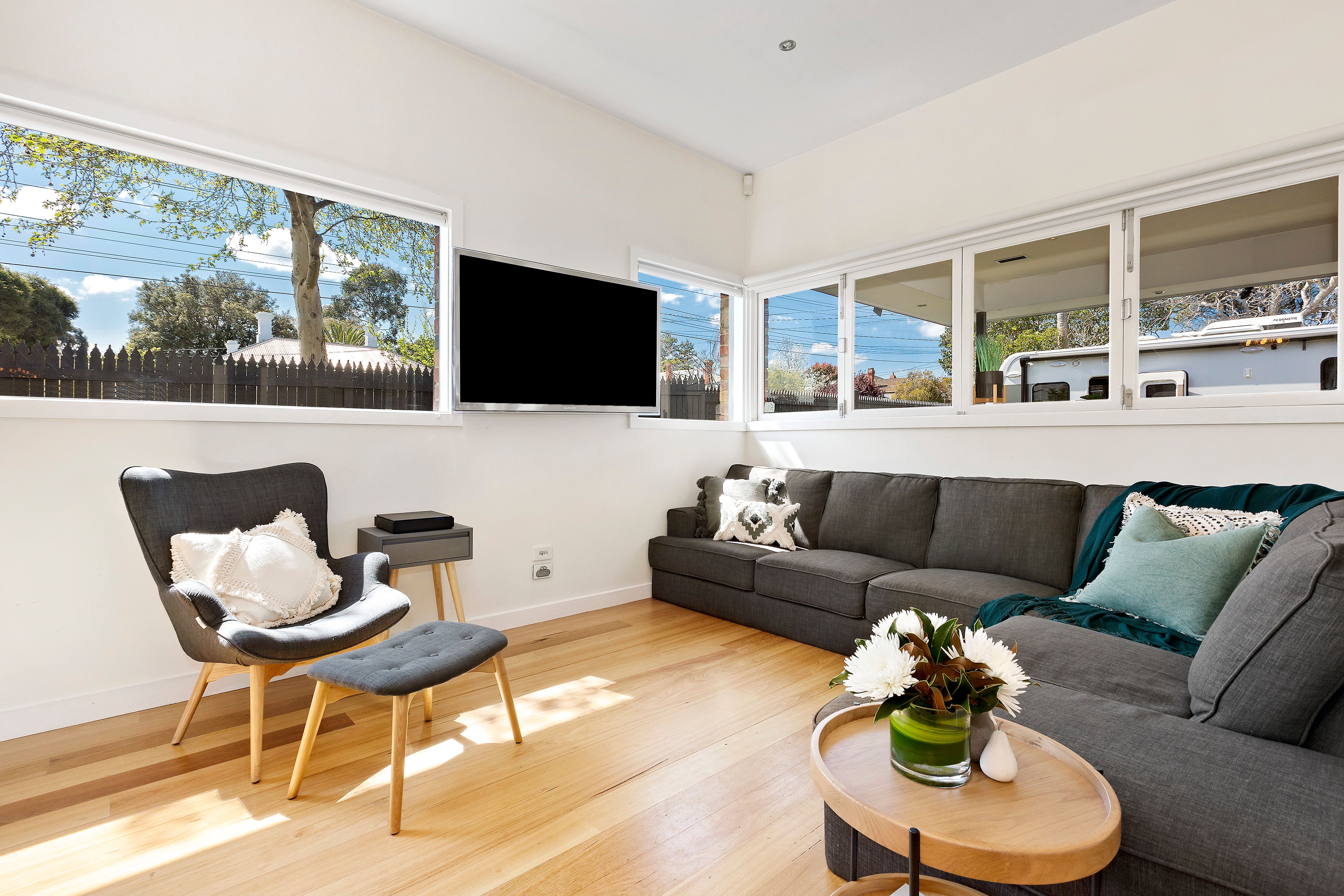 6 Paddington Road, Hughesdale, VIC 3166
