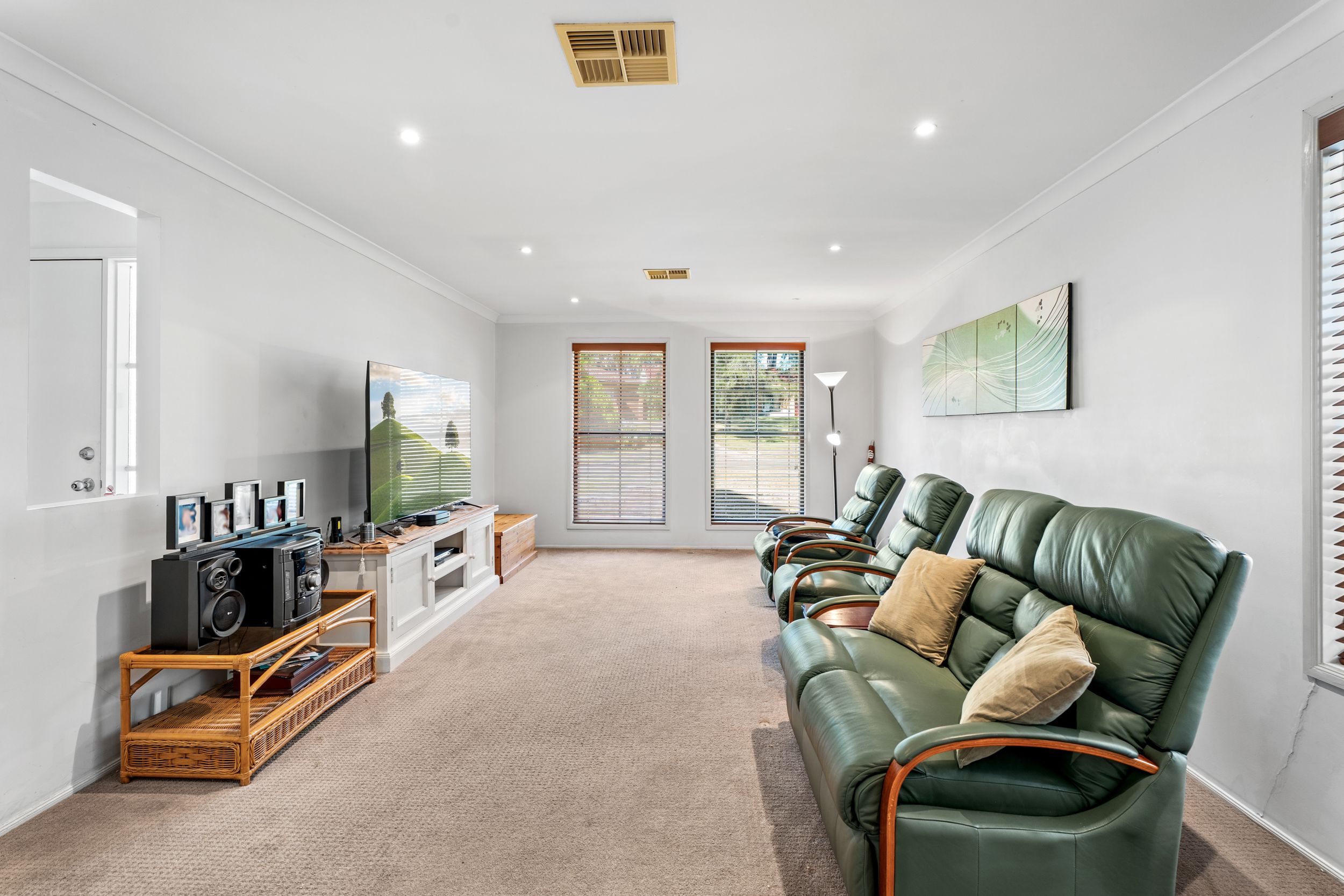 9 Stockwood Street, South Penrith, NSW