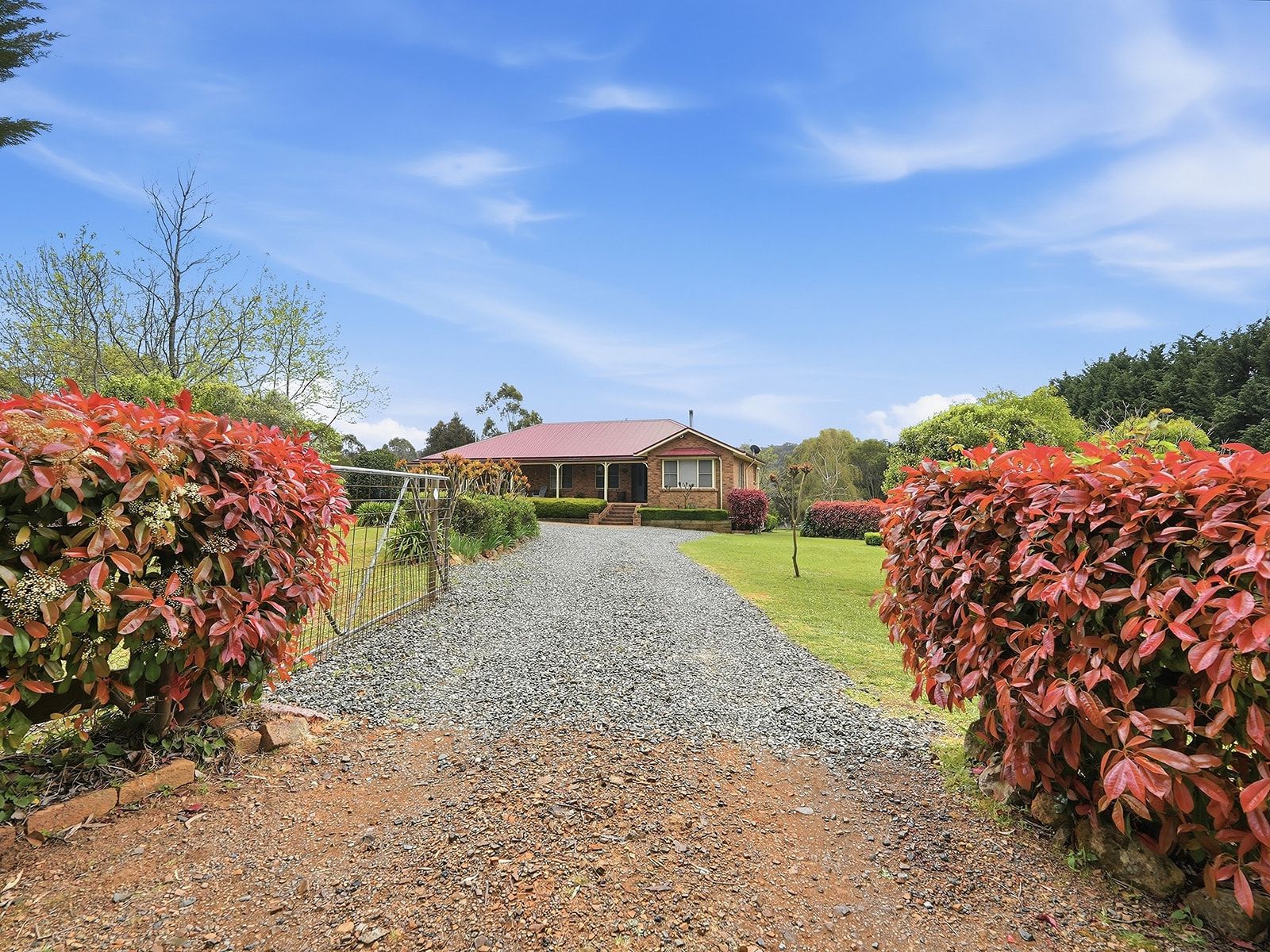 54 Berrilee Road — photo 3 of 30