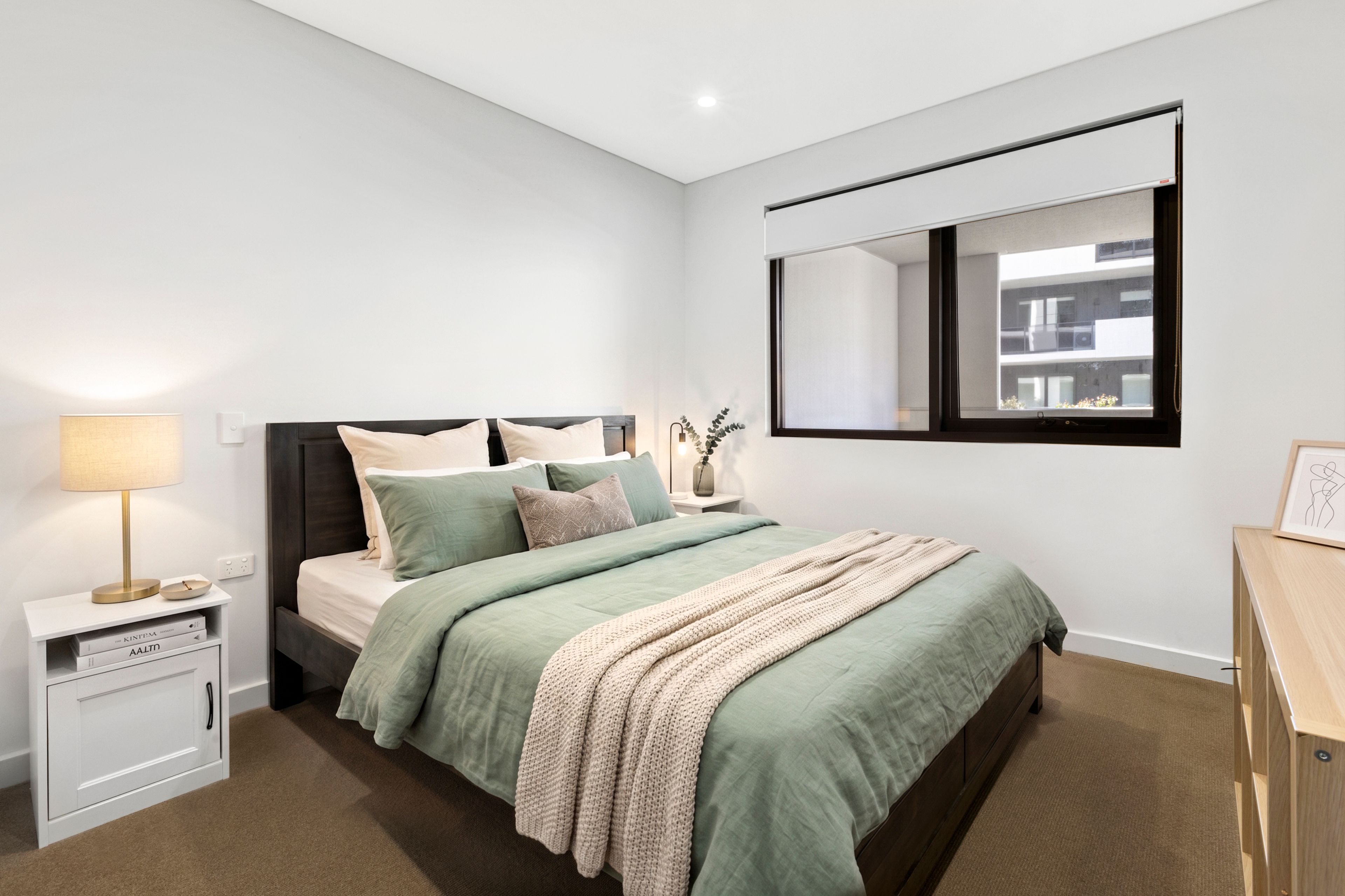 105/14A Isla Street — photo 7 of 12