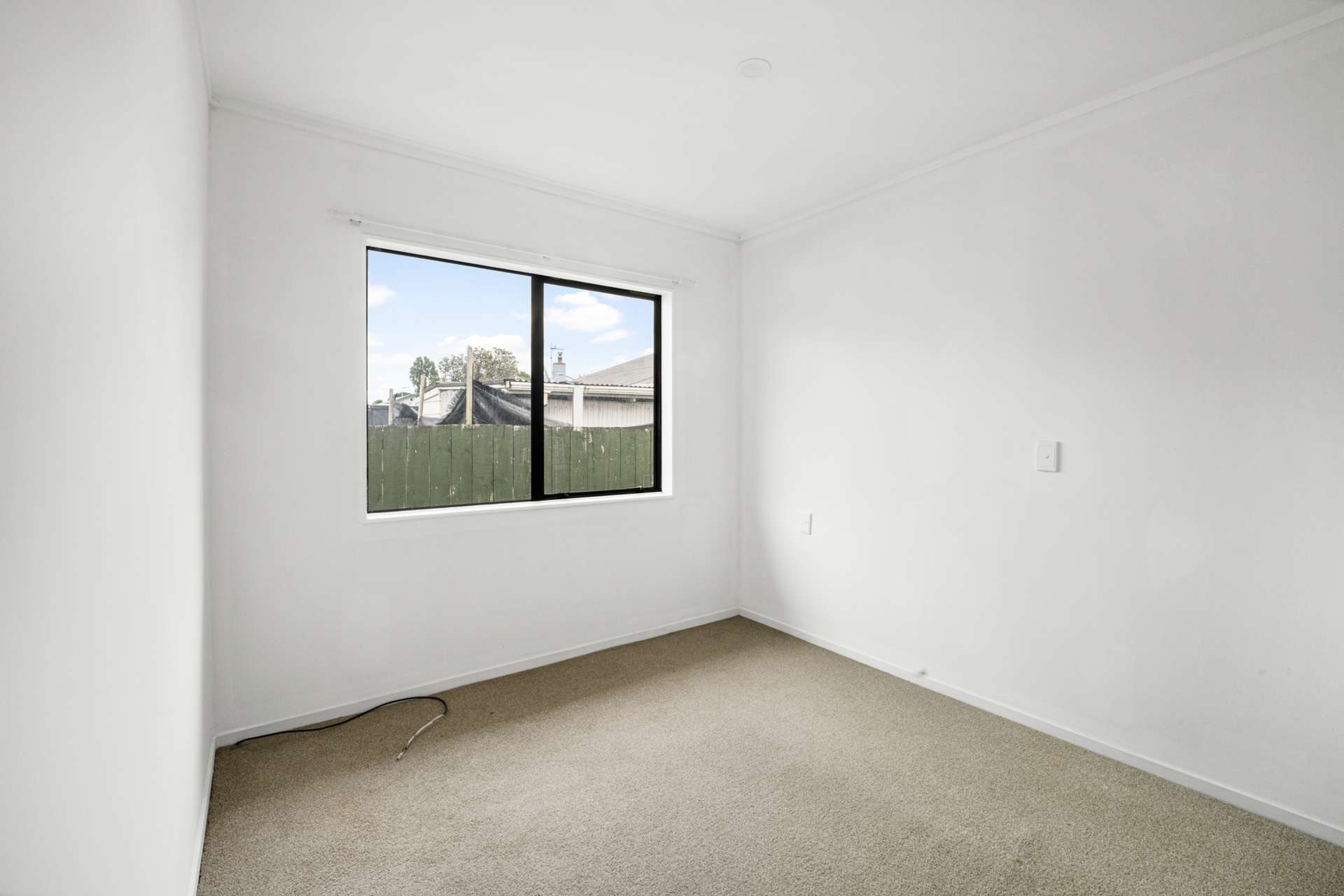 2/12 Graham Road, photo 5