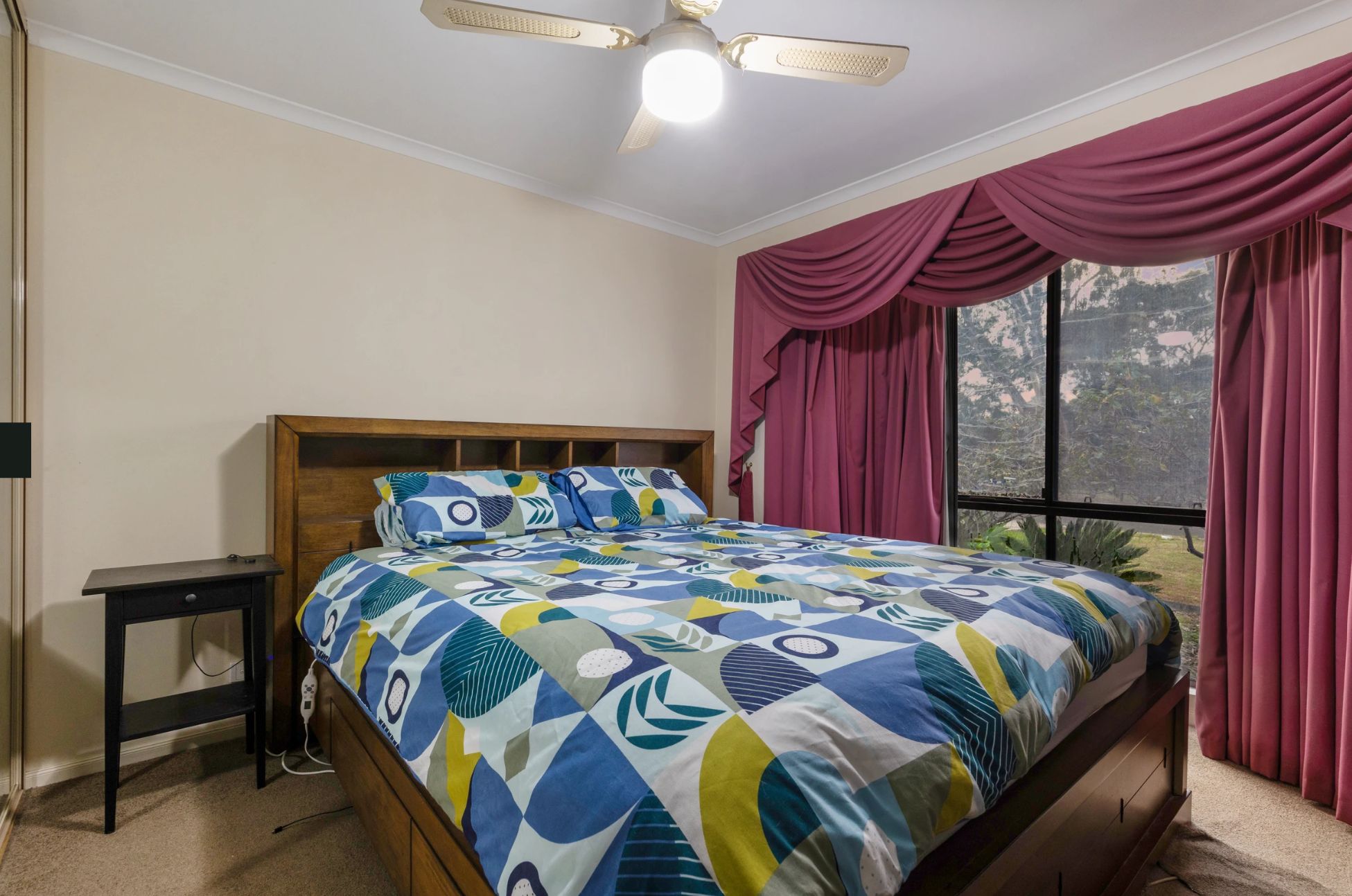 9 Mitchinson Grove, Pooraka, SA 5095