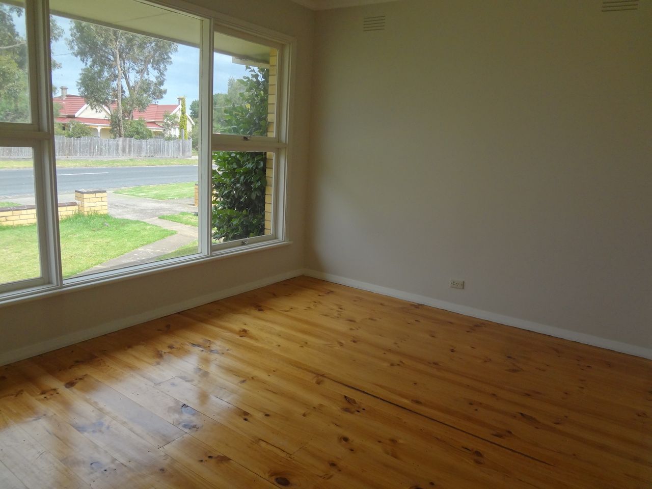 51 Hopetoun Road — photo 6 of 8