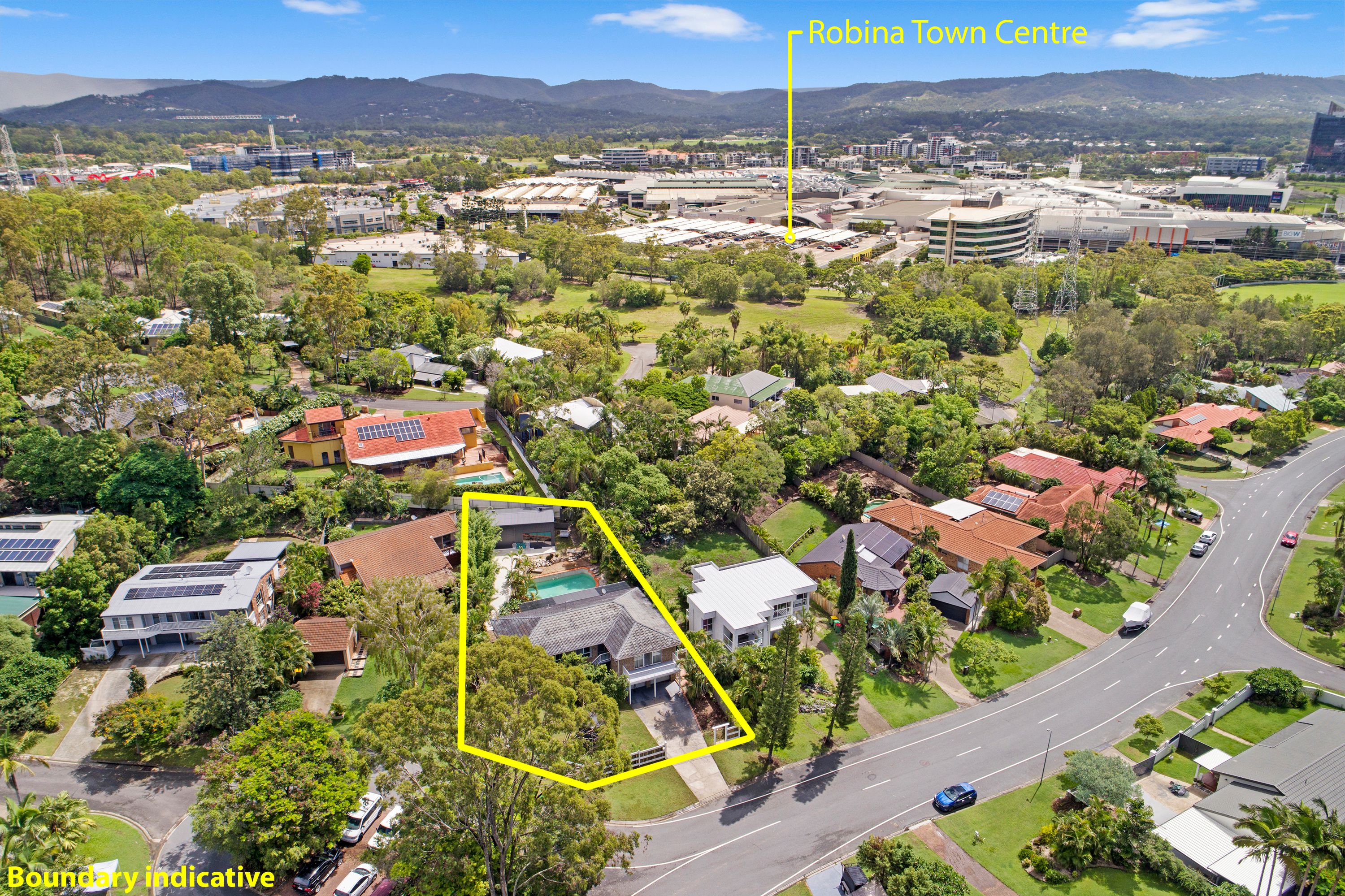 133 Thorngate Drive, Robina QLD 4226