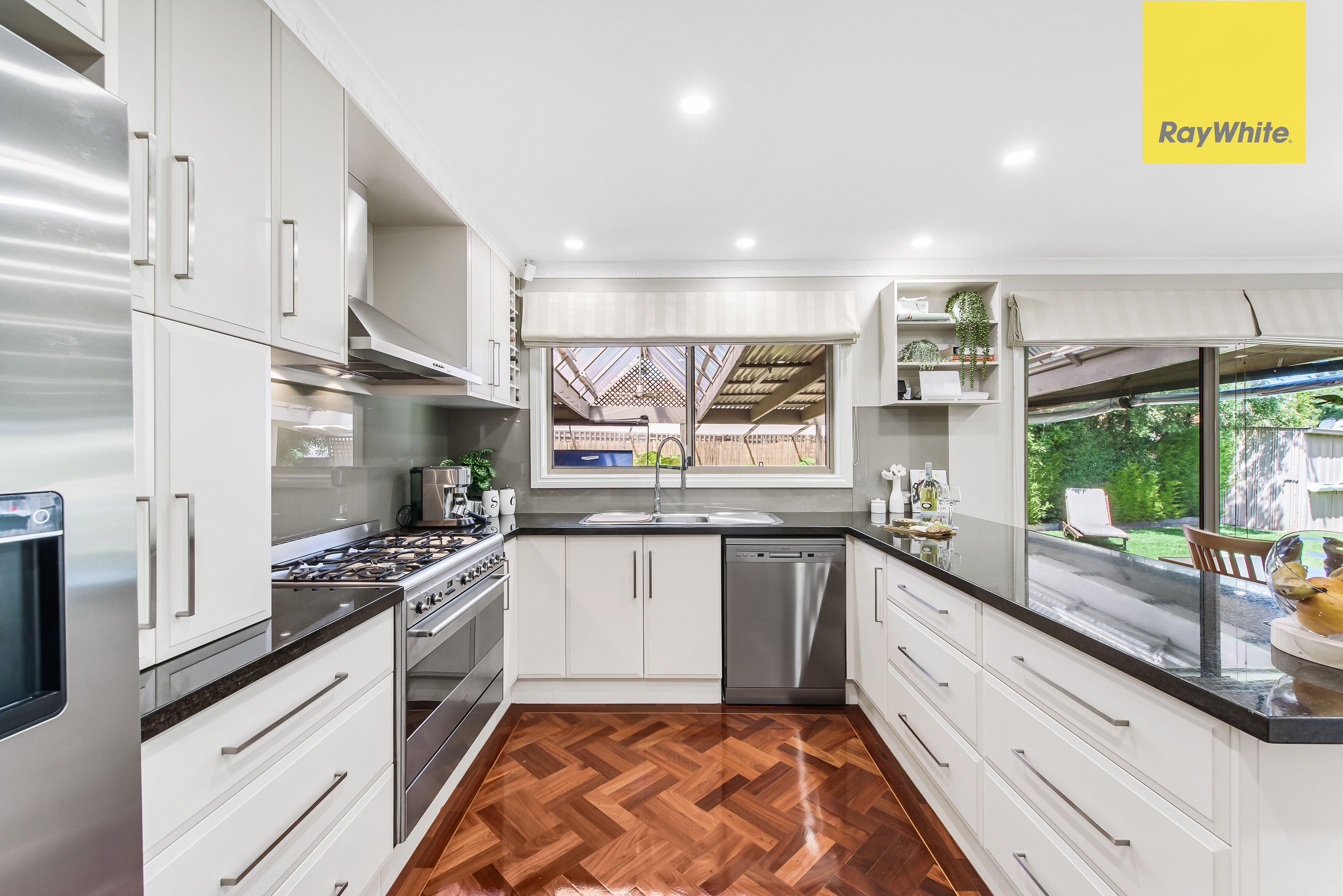 45 Solent Crescent, Taylors Lakes, VIC 3038