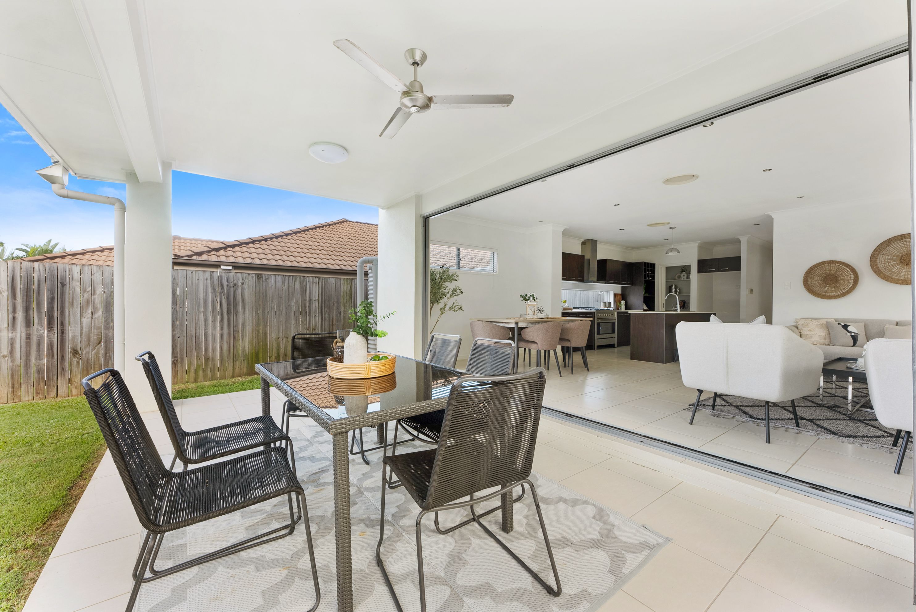 17 Eaton Close, North Lakes, QLD 4509