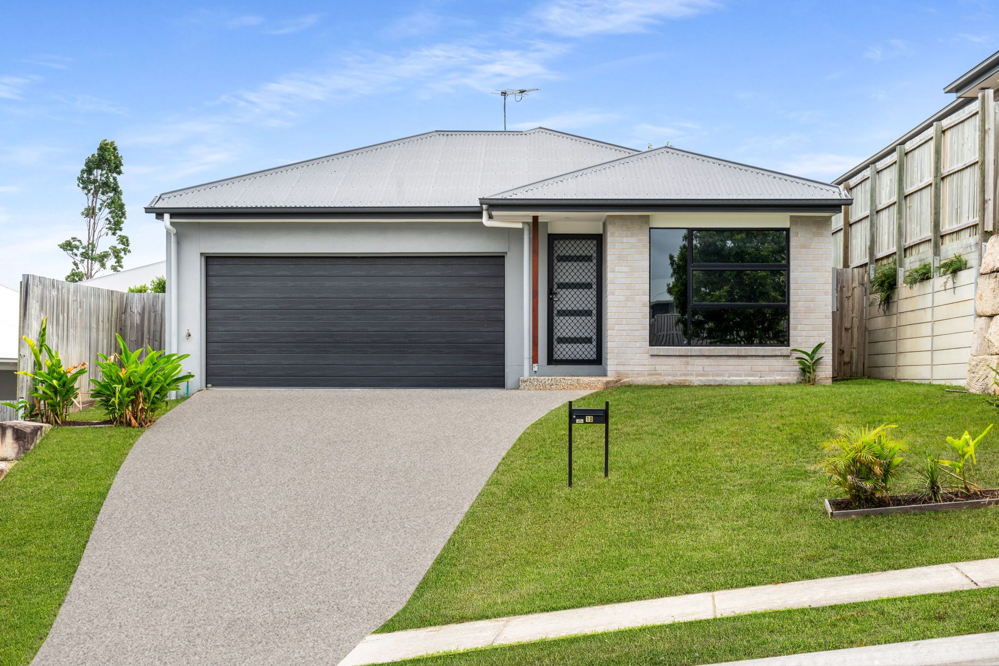 10 Spyda Road, Bahrs Scrub QLD 4207