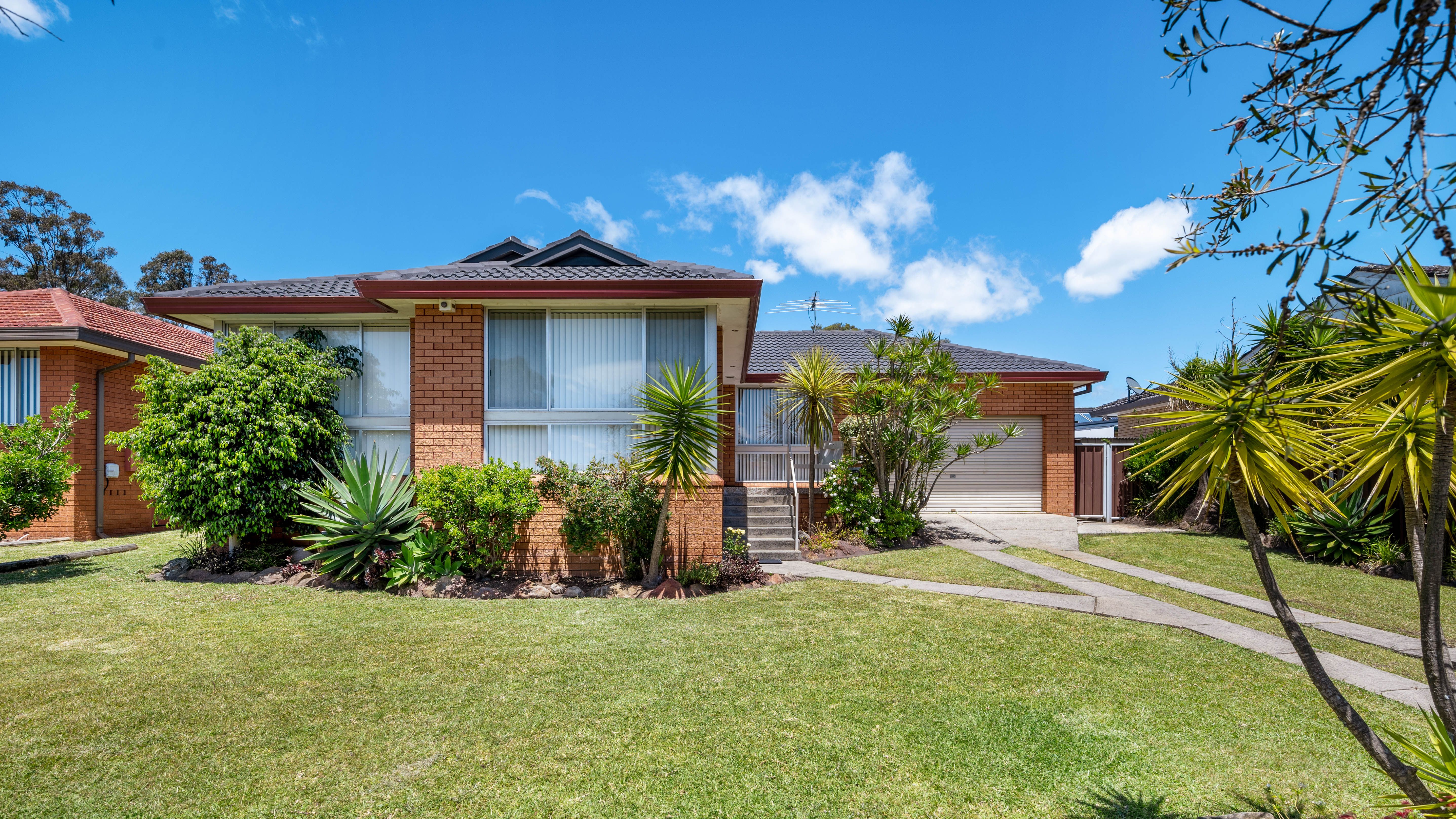 5 Valda Place, Ingleburn, NSW 2565